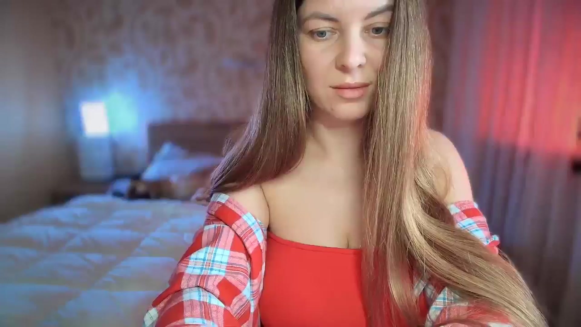 Gallery image thumbnail from BloodyMaria's myfreecams stream on, 12/25/2024, 10:34 image 14 of 20