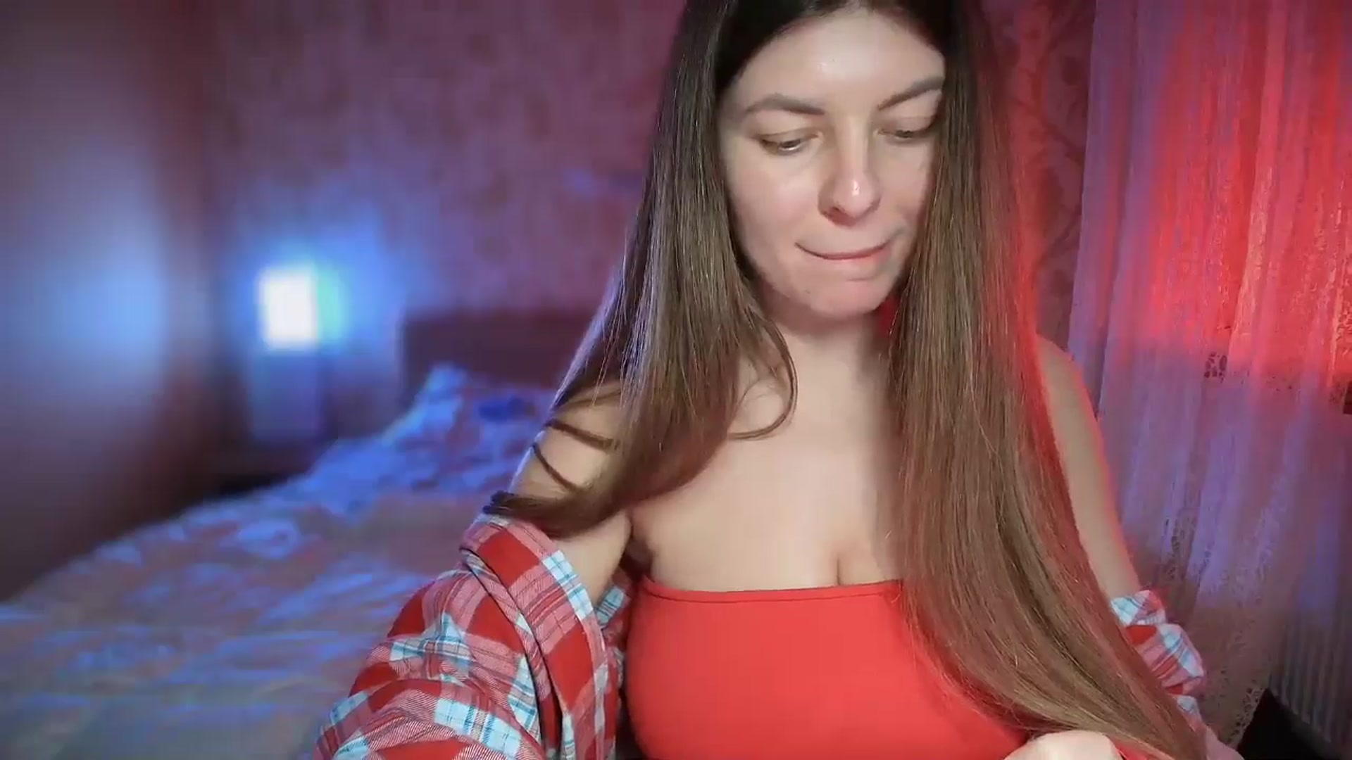 Gallery image thumbnail from BloodyMaria's myfreecams stream on, 12/25/2024, 14:06 image 17 of 20