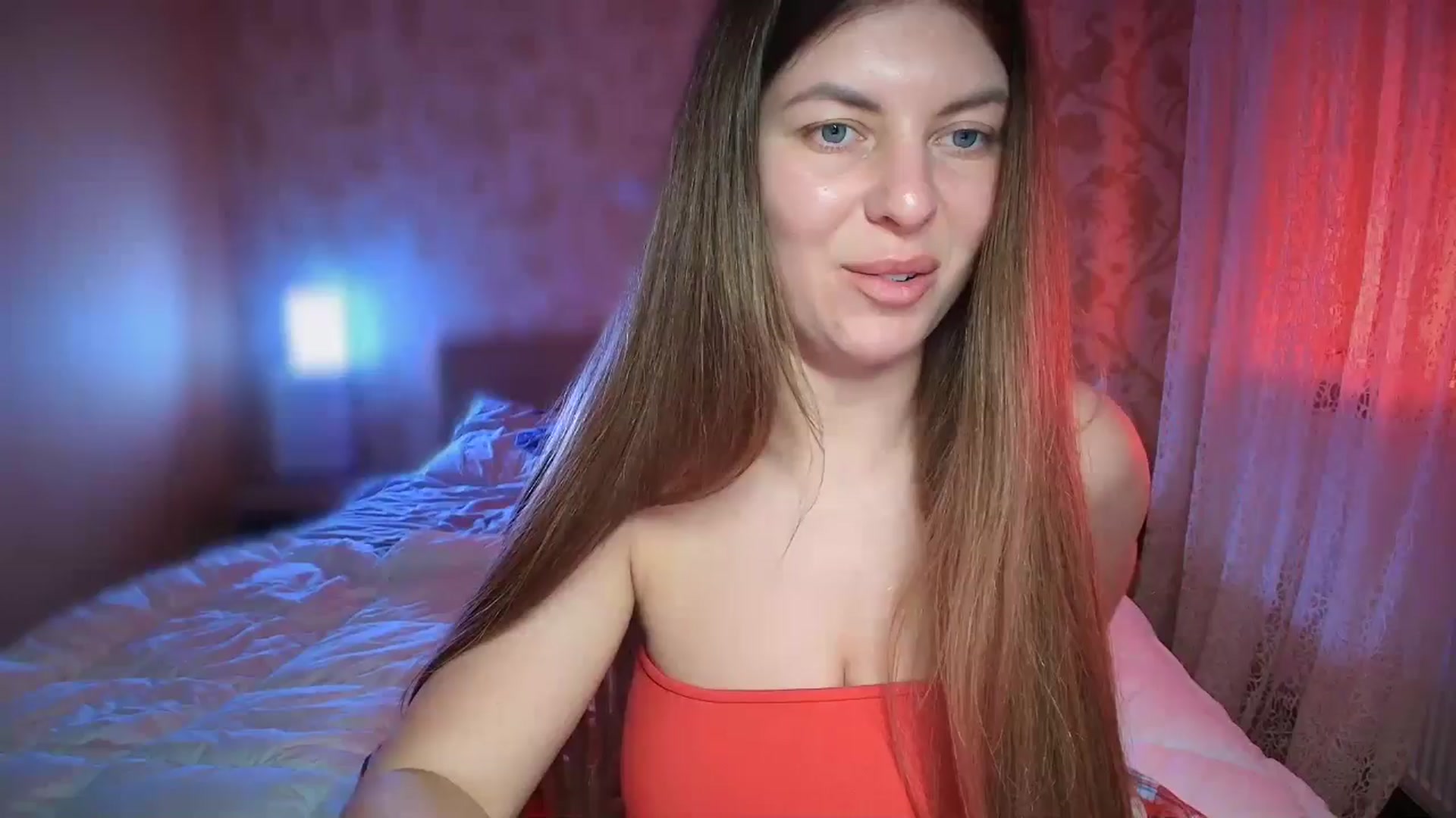 Gallery image thumbnail from BloodyMaria's myfreecams stream on, 12/25/2024, 14:36 image 1 of 20