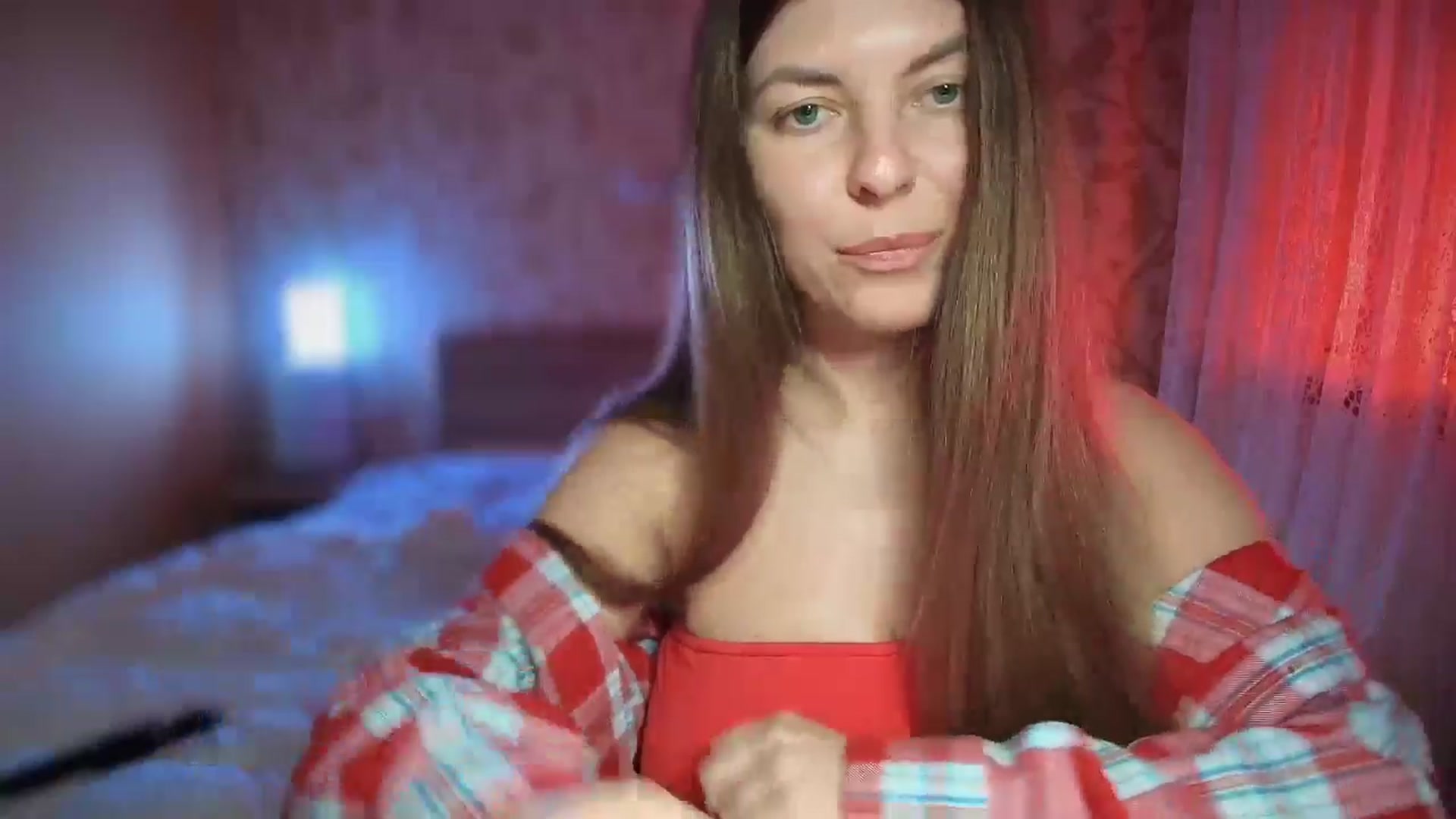 Gallery image thumbnail from BloodyMaria's myfreecams stream on, 12/25/2024, 16:01 image 17 of 20