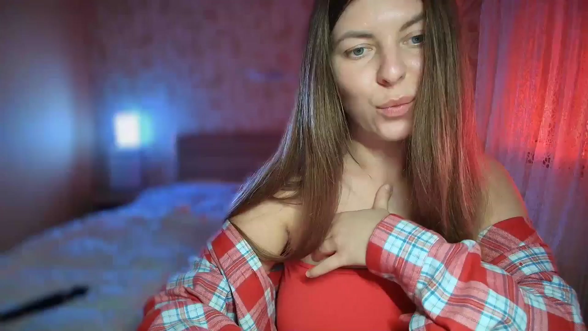 Gallery image thumbnail from BloodyMaria's myfreecams stream on, 12/25/2024, 16:01 image 18 of 20