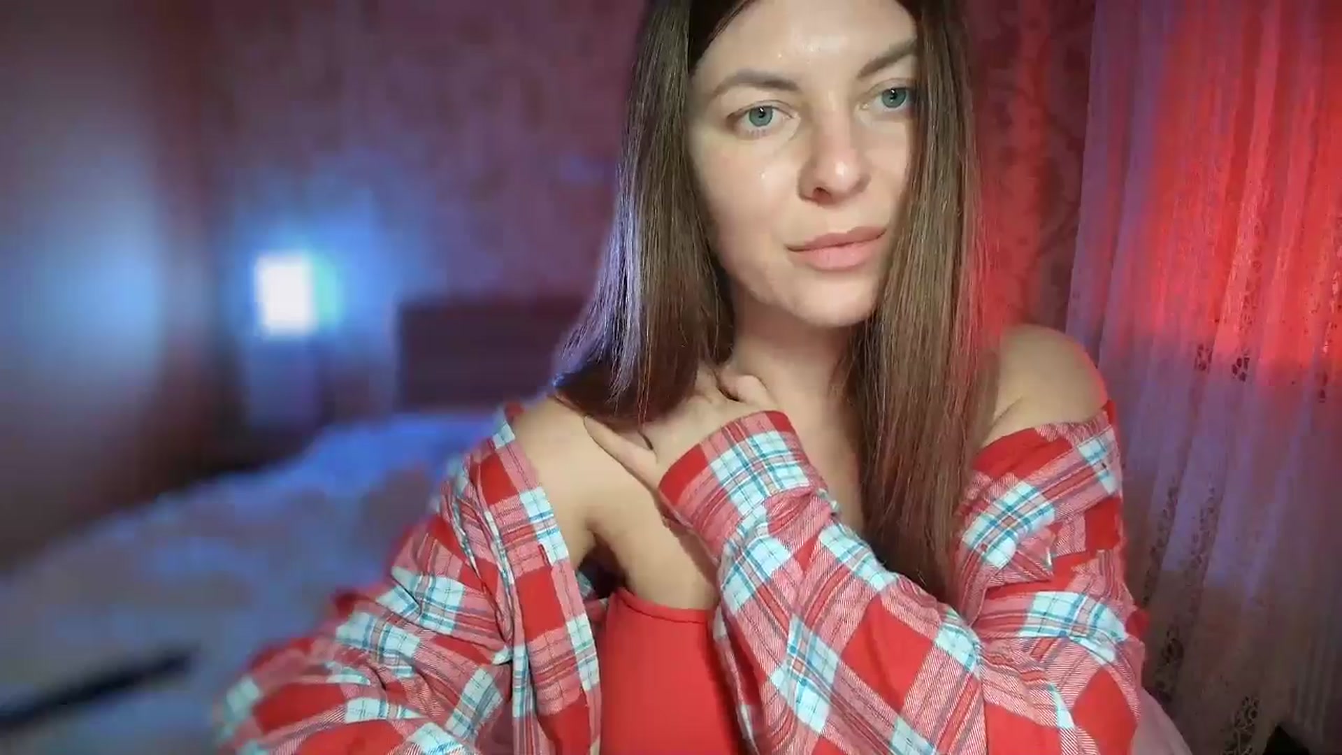Gallery image thumbnail from BloodyMaria's myfreecams stream on, 12/25/2024, 16:01 image 12 of 20