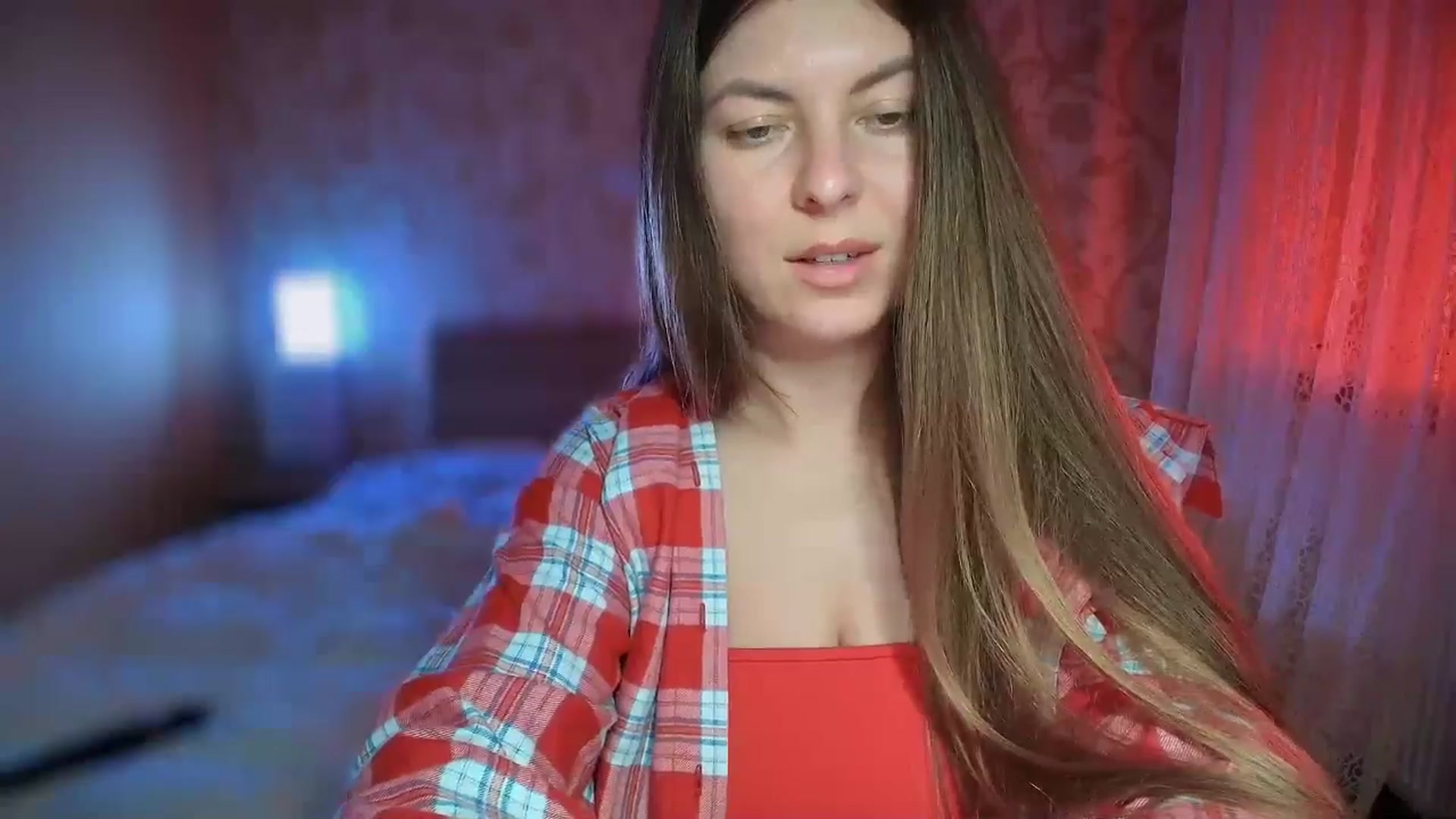 Gallery image thumbnail from BloodyMaria's myfreecams stream on, 12/25/2024, 16:01 image 10 of 20