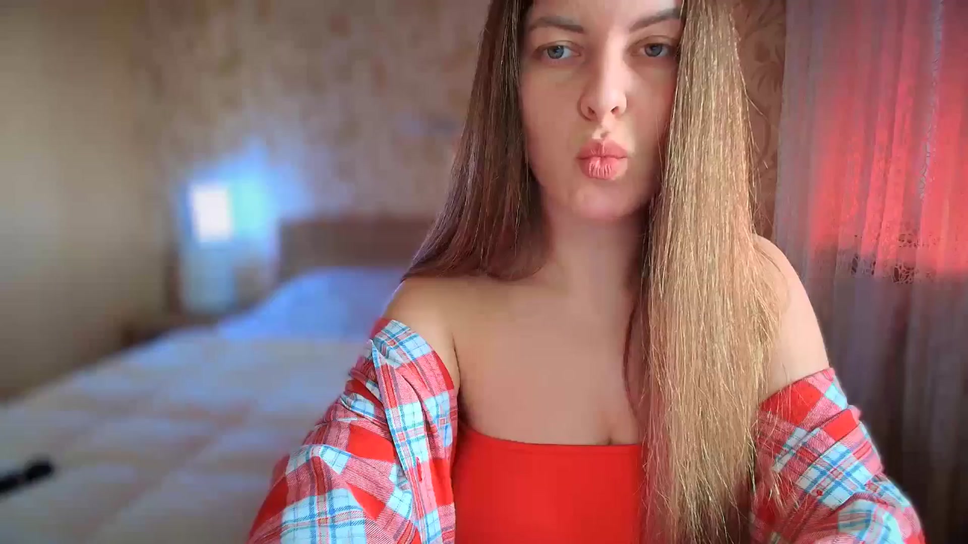 Gallery image thumbnail from BloodyMaria's myfreecams stream on, 12/26/2024, 09:03 image 10 of 20