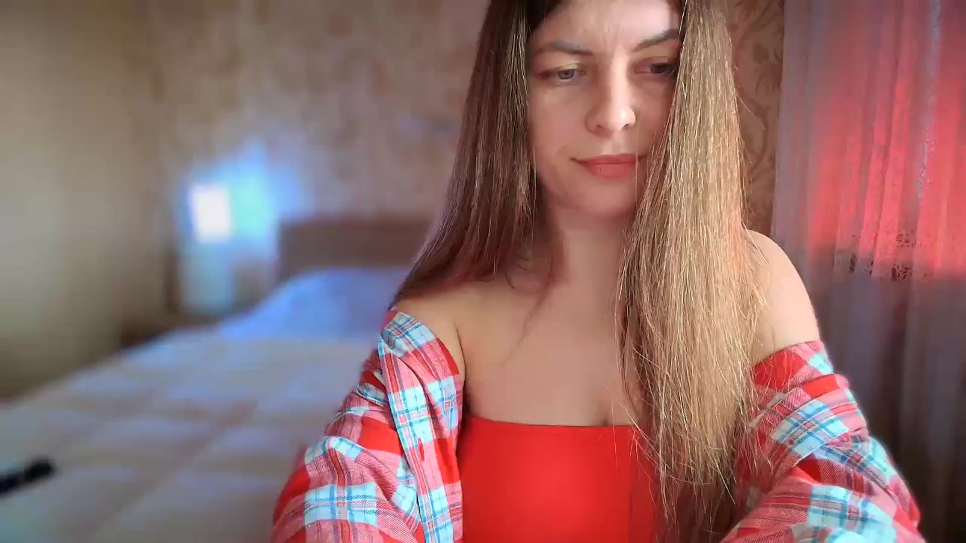 Gallery image thumbnail from BloodyMaria's myfreecams stream on, 12/26/2024, 09:03 image 12 of 20