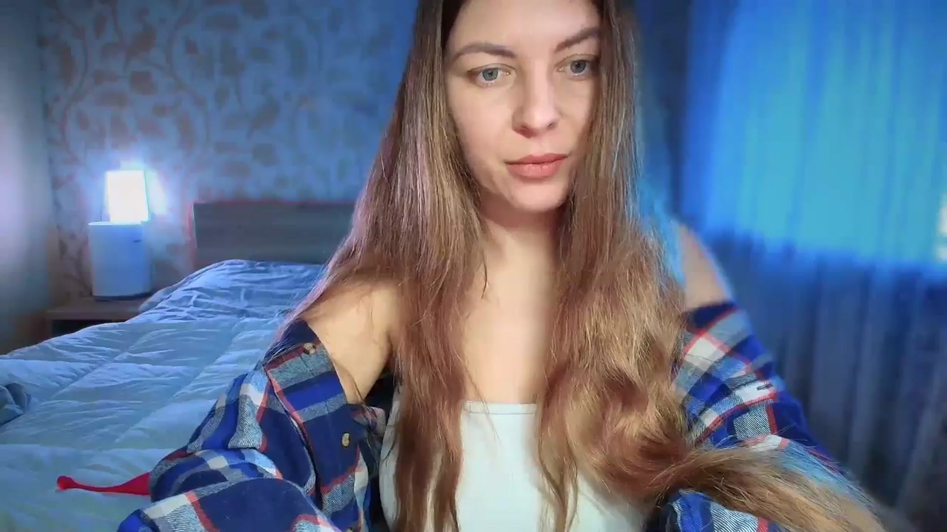 Gallery image thumbnail from BloodyMaria's myfreecams stream on, 12/27/2024, 07:55 image 14 of 20
