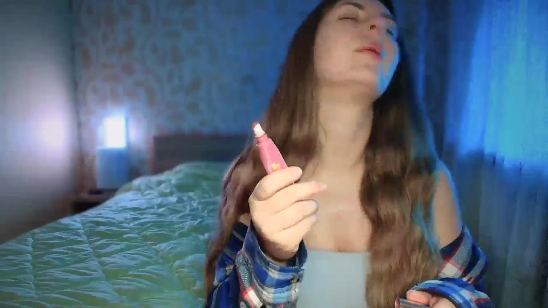 Gallery image thumbnail from BloodyMaria's myfreecams stream on, 12/27/2024, 13:21 image 12 of 20