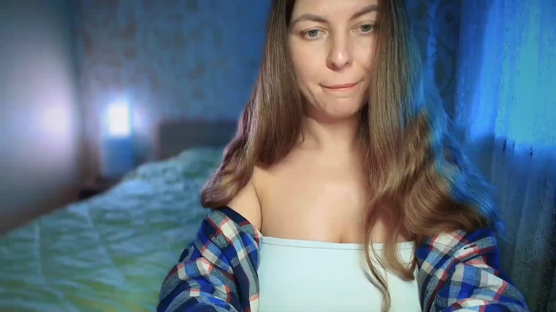 Gallery image thumbnail from BloodyMaria's myfreecams stream on, 12/27/2024, 13:21 image 16 of 20