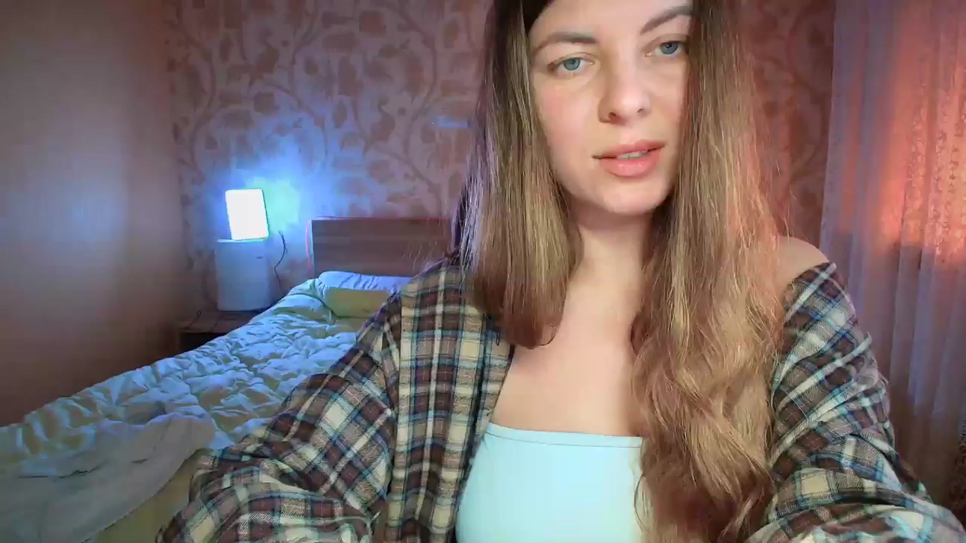 Gallery image thumbnail from BloodyMaria's myfreecams stream on, 12/28/2024, 11:31 image 2 of 20
