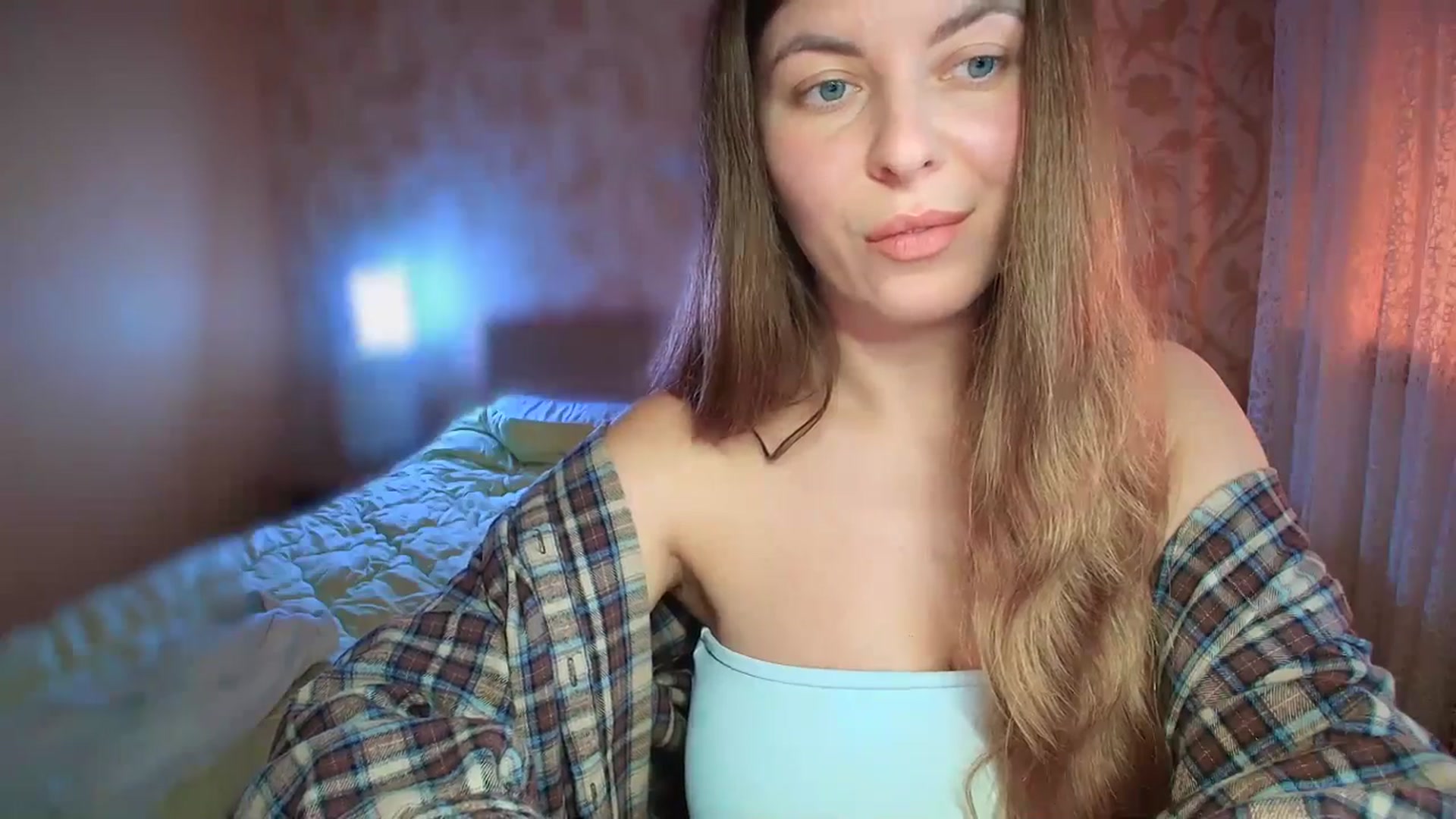 Gallery image thumbnail from BloodyMaria's myfreecams stream on, 12/28/2024, 11:31 image 7 of 20