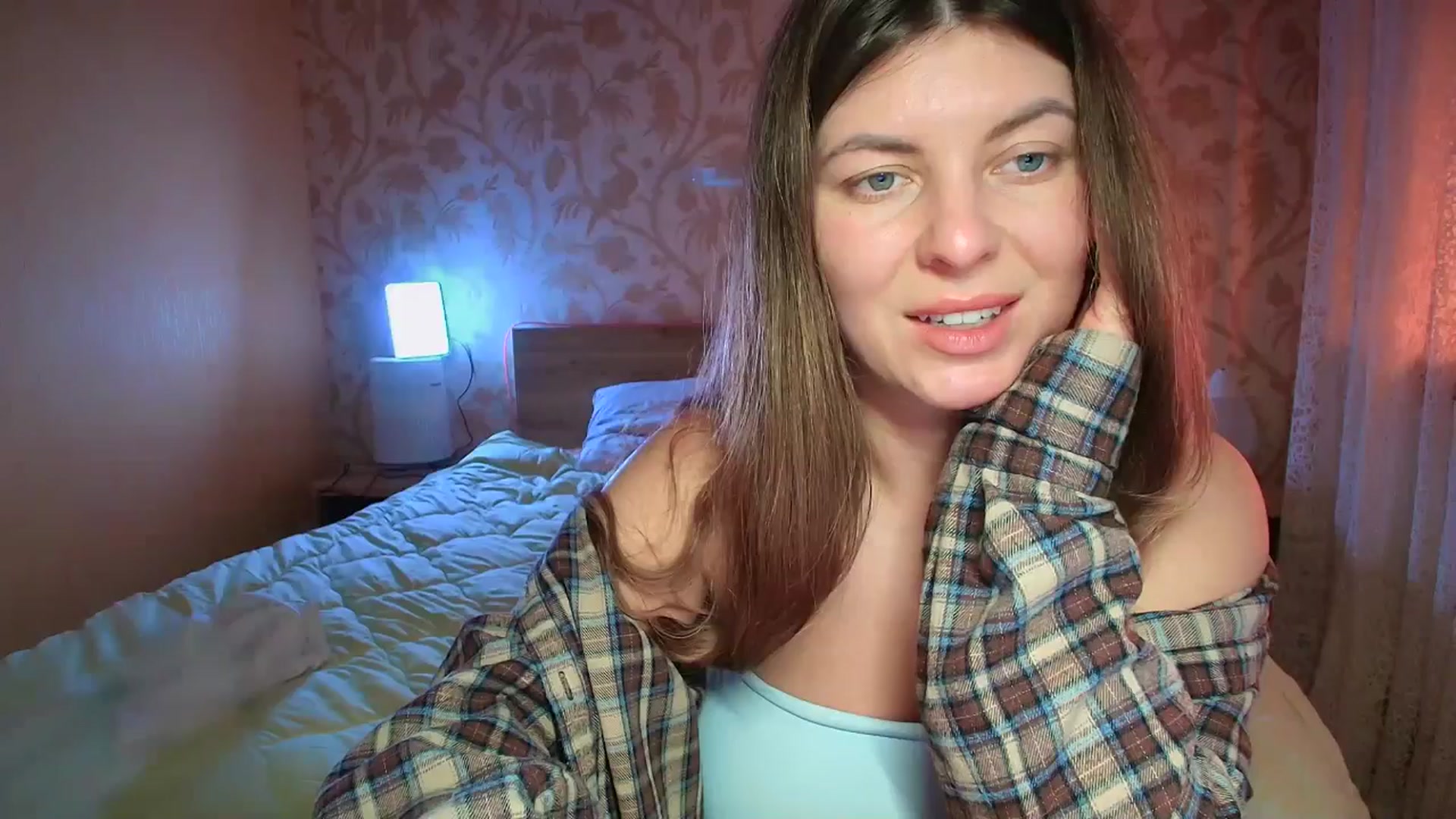 Gallery image thumbnail from BloodyMaria's myfreecams stream on, 12/28/2024, 14:07 image 14 of 20