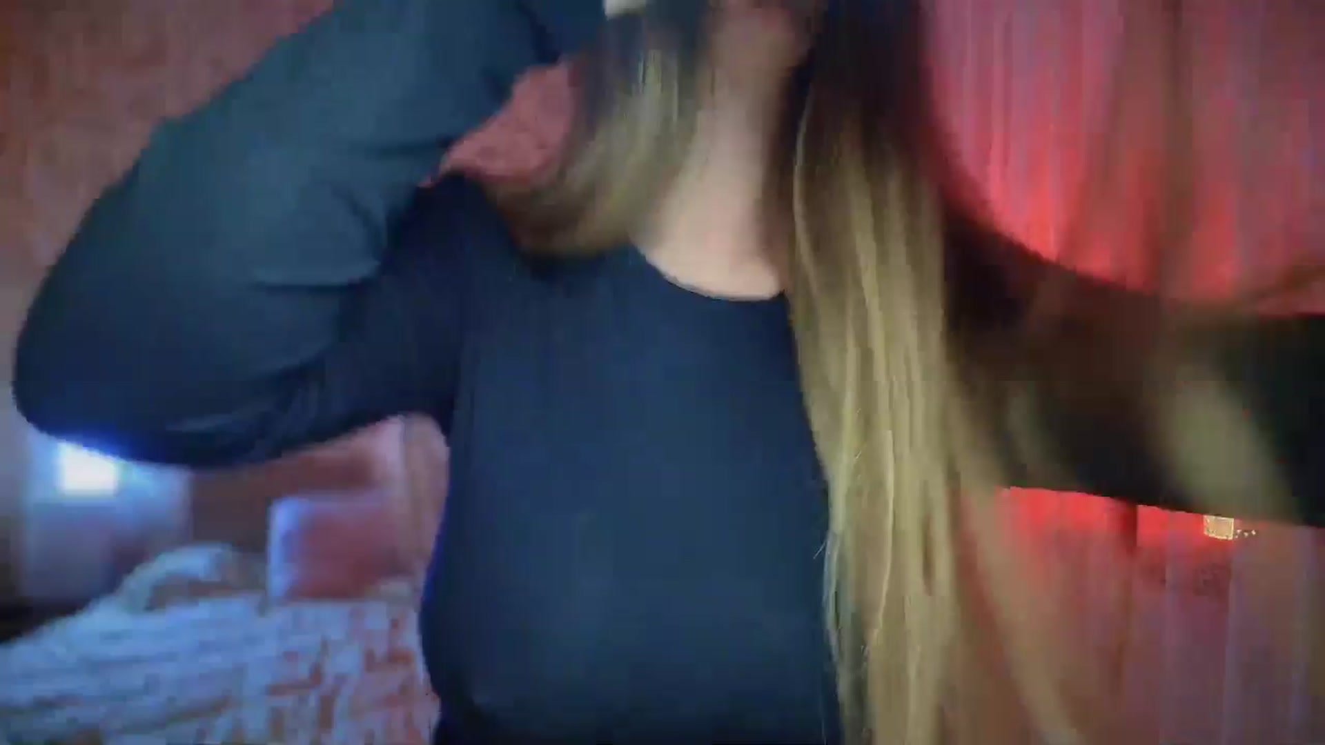 Gallery image thumbnail from BloodyMaria's myfreecams stream on, 12/30/2024, 18:29 image 14 of 20