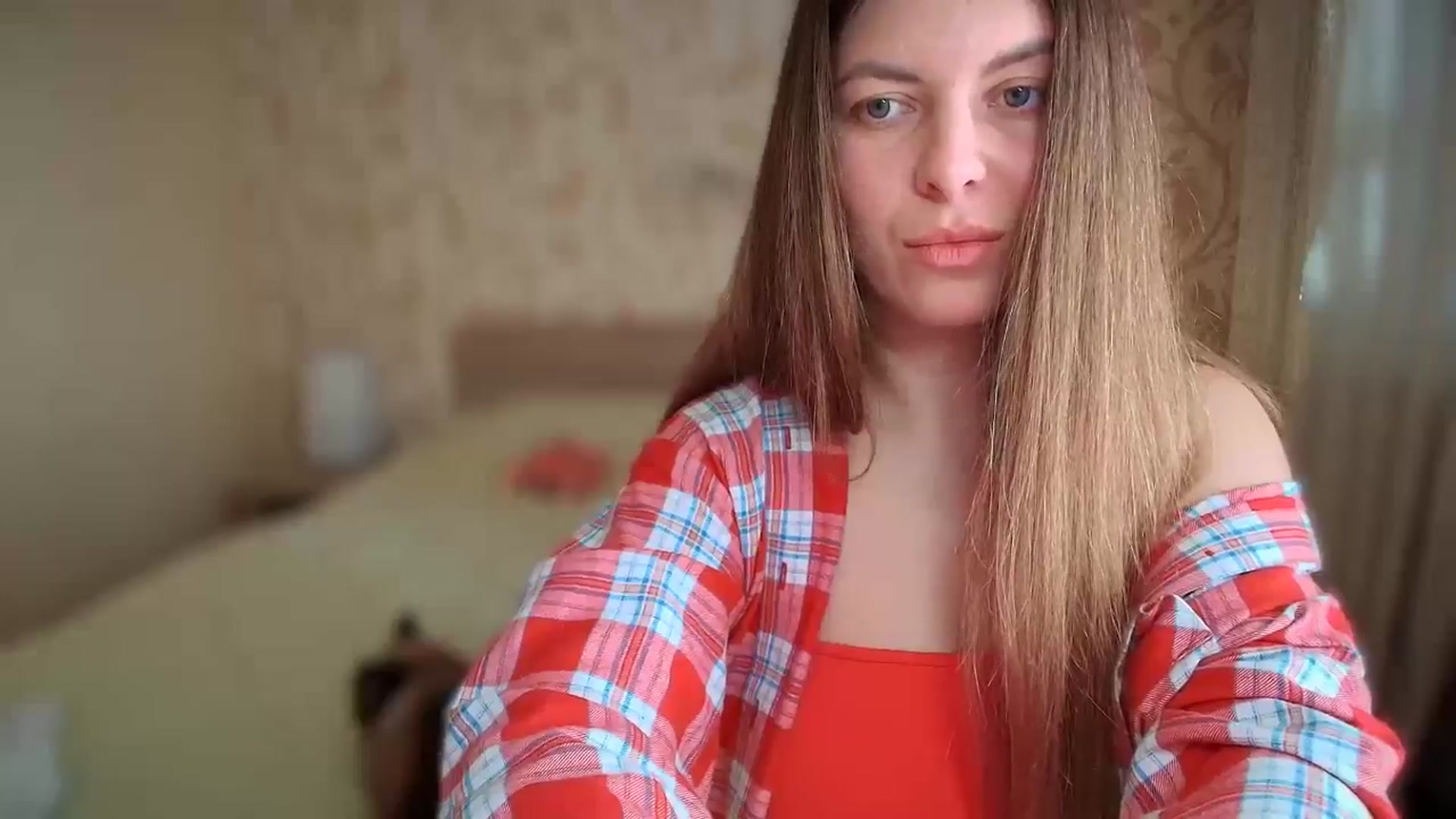 Gallery image thumbnail from BloodyMaria's myfreecams stream on, 01/05/2025, 08:52 image 17 of 20