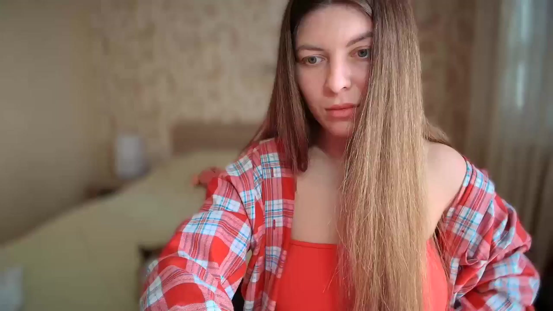 Gallery image thumbnail from BloodyMaria's myfreecams stream on, 01/05/2025, 08:52 image 10 of 20