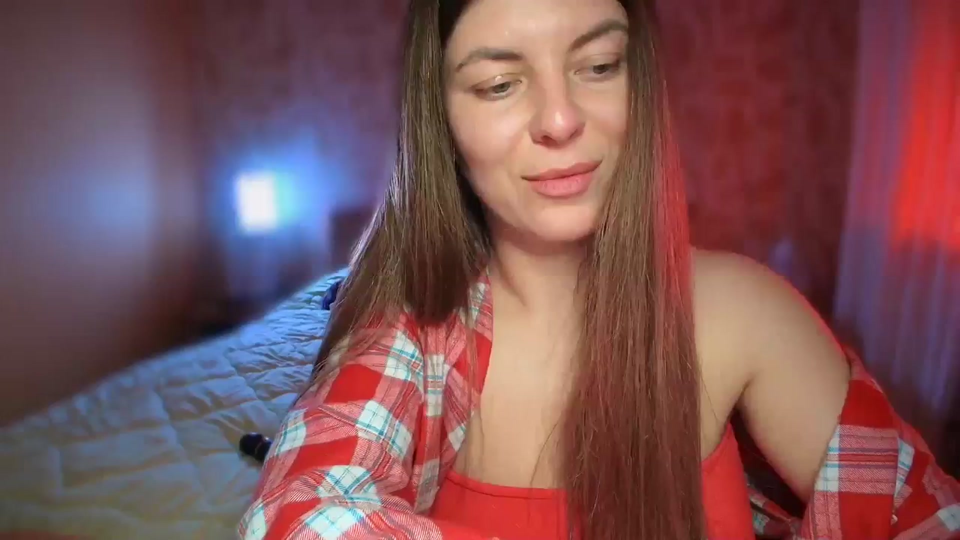 Gallery image thumbnail from BloodyMaria's myfreecams stream on, 01/05/2025, 15:17 image 14 of 20