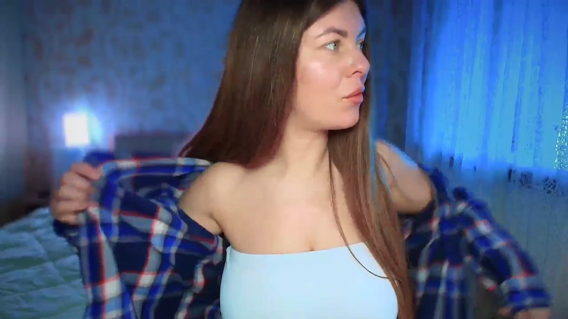 Gallery image thumbnail from BloodyMaria's myfreecams stream on, 01/06/2025, 07:48 image 16 of 20