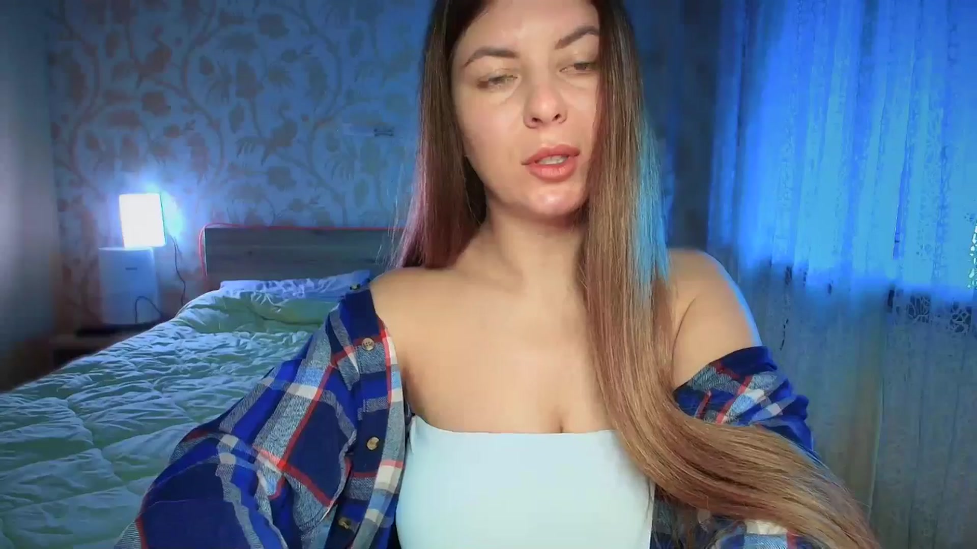 Gallery image thumbnail from BloodyMaria's myfreecams stream on, 01/06/2025, 07:48 image 13 of 20