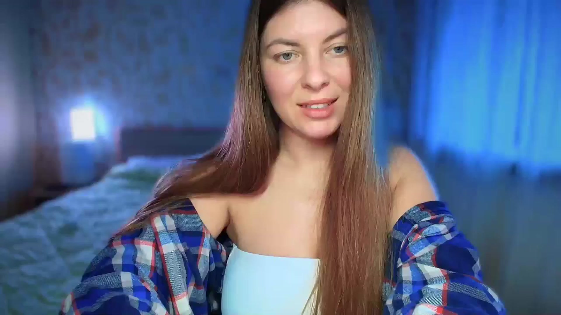 Gallery image thumbnail from BloodyMaria's myfreecams stream on, 01/06/2025, 12:27 image 12 of 20