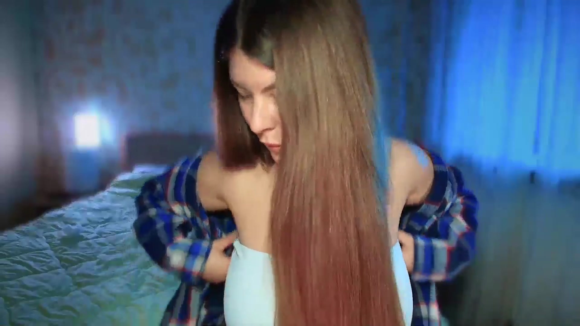 Gallery image thumbnail from BloodyMaria's myfreecams stream on, 01/06/2025, 12:27 image 9 of 20