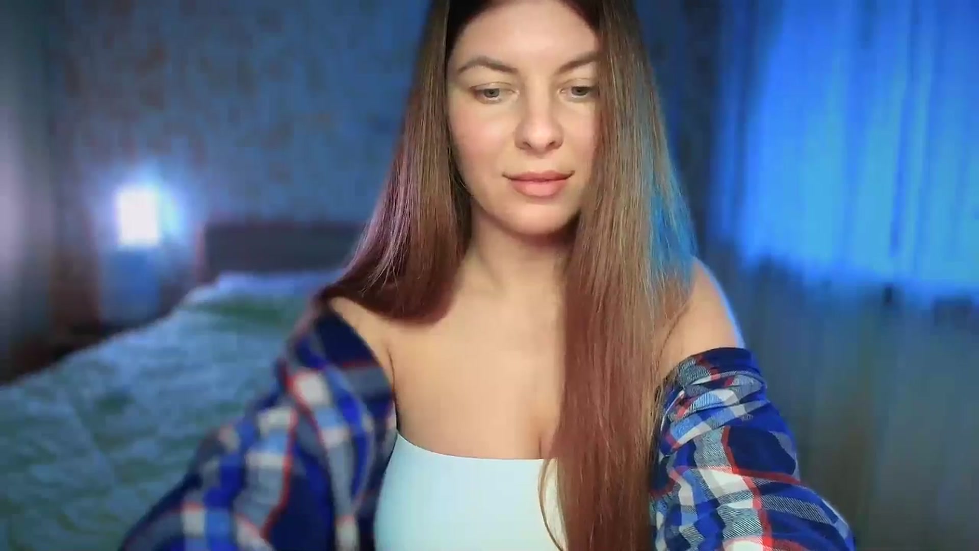 Gallery image thumbnail from BloodyMaria's myfreecams stream on, 01/06/2025, 12:27 image 15 of 20