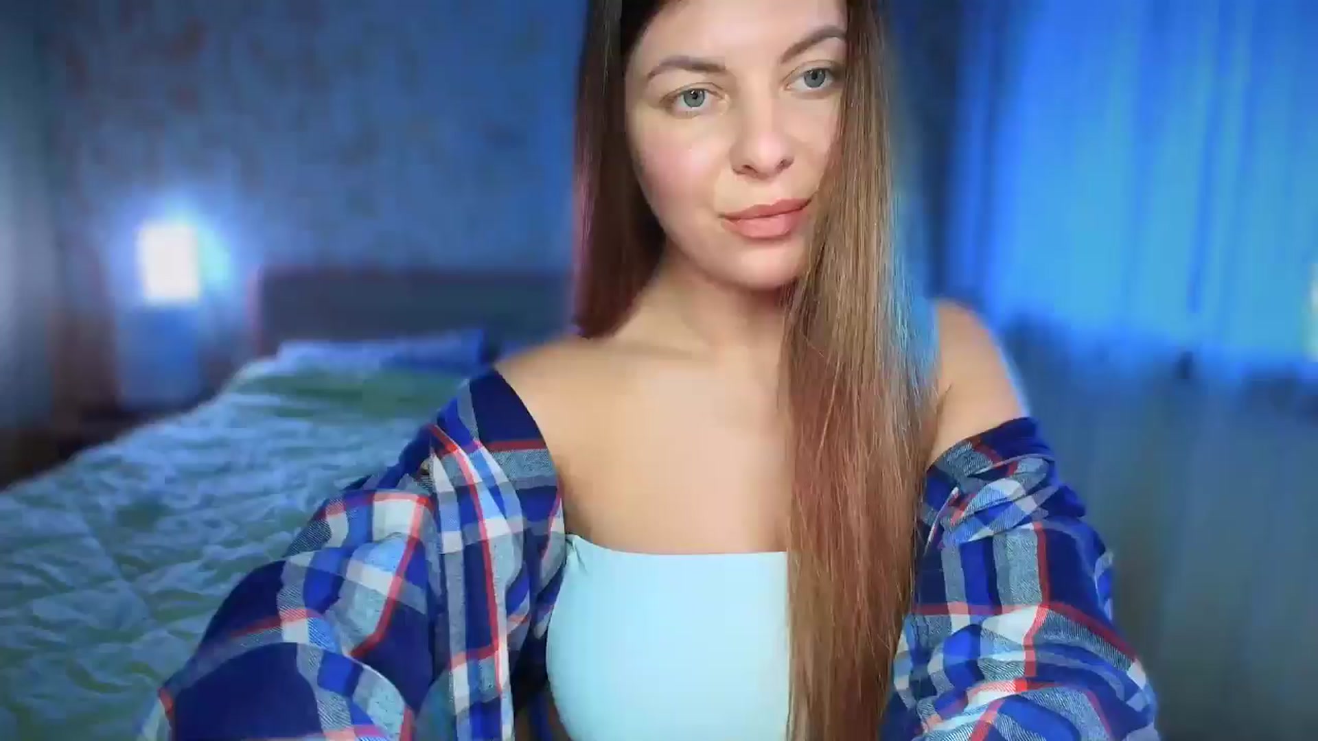 Gallery image thumbnail from BloodyMaria's myfreecams stream on, 01/06/2025, 13:11 image 3 of 20