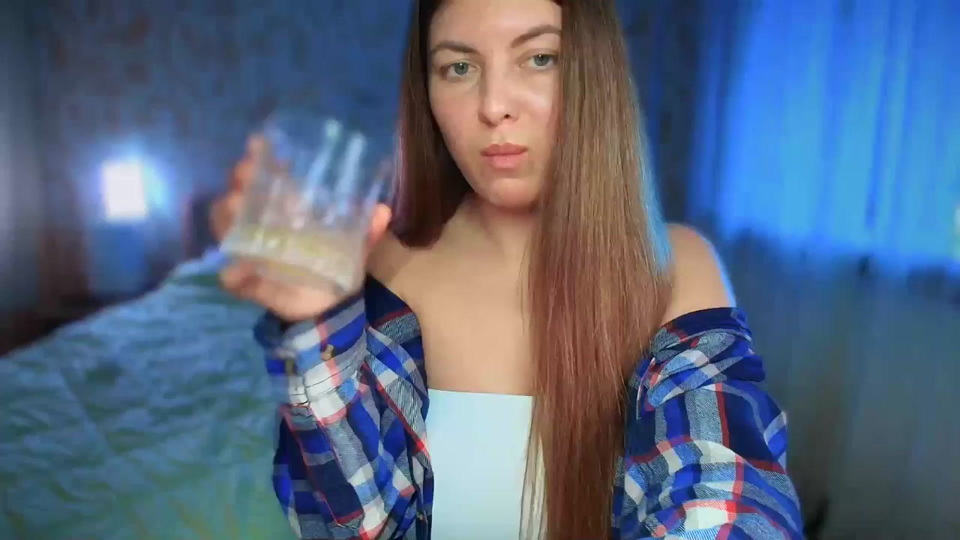Gallery image thumbnail from BloodyMaria's myfreecams stream on, 01/06/2025, 13:11 image 6 of 20