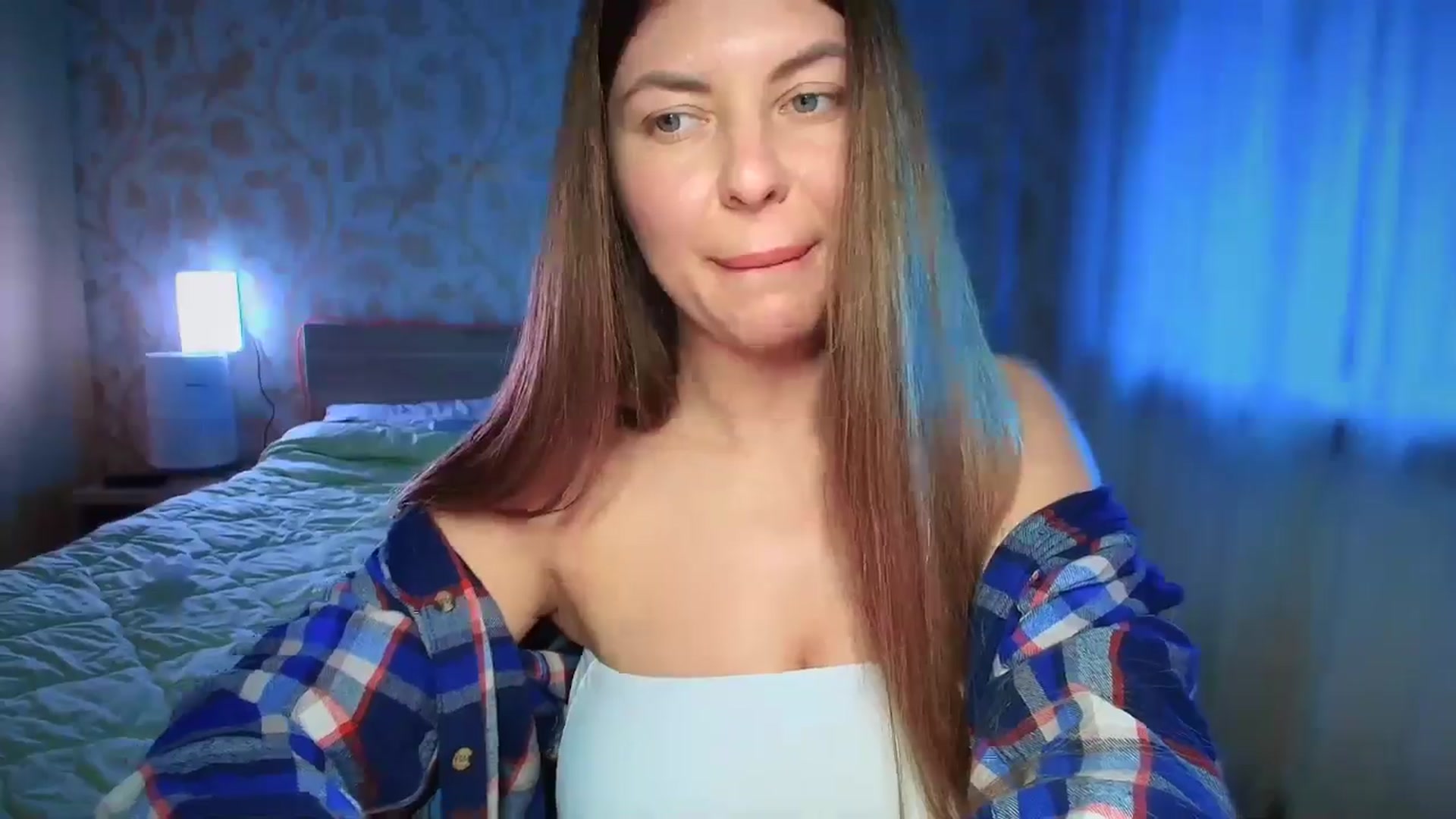 Gallery image thumbnail from BloodyMaria's myfreecams stream on, 01/06/2025, 13:34 image 15 of 20