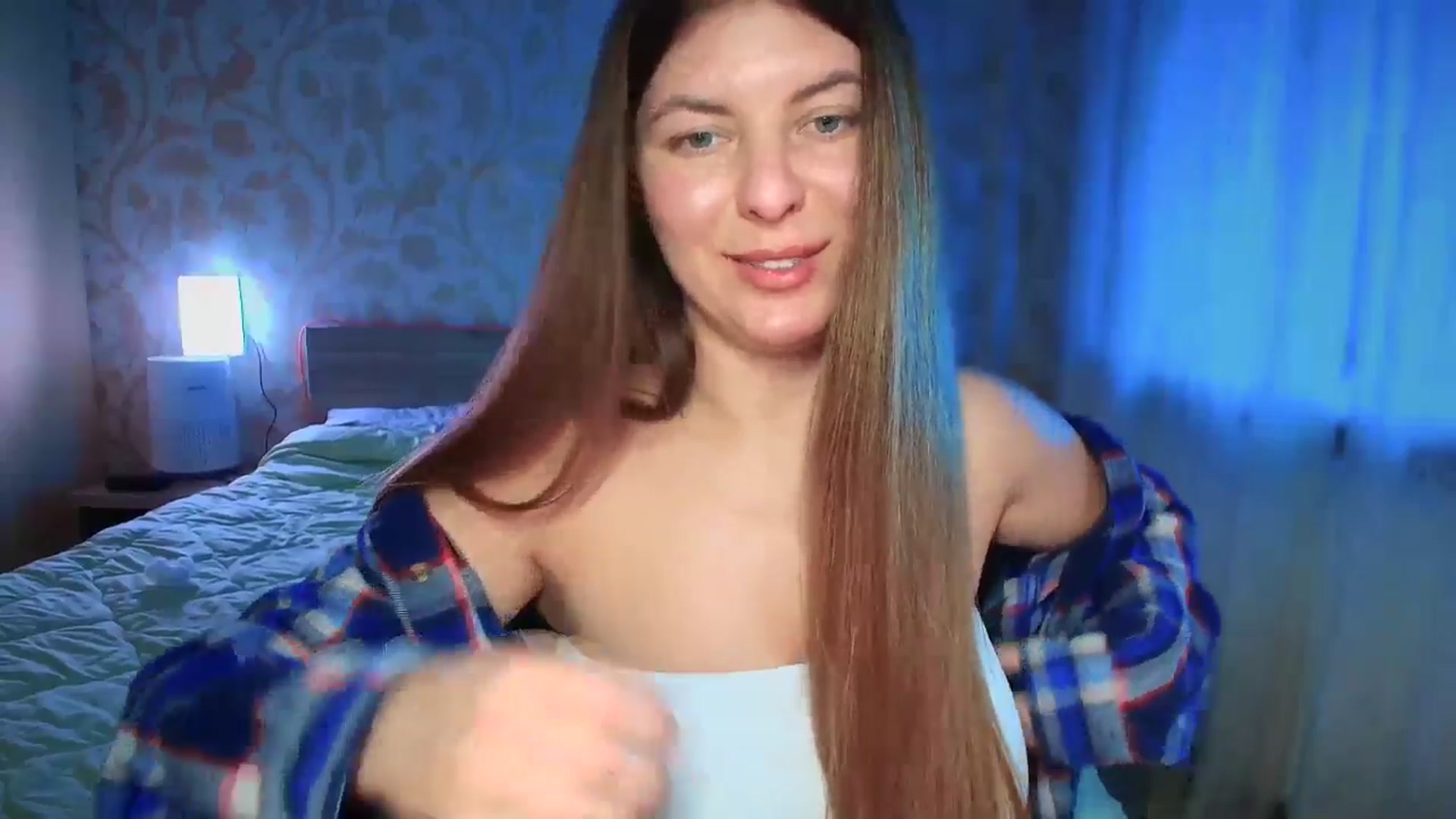 Gallery image thumbnail from BloodyMaria's myfreecams stream on, 01/06/2025, 13:34 image 16 of 20