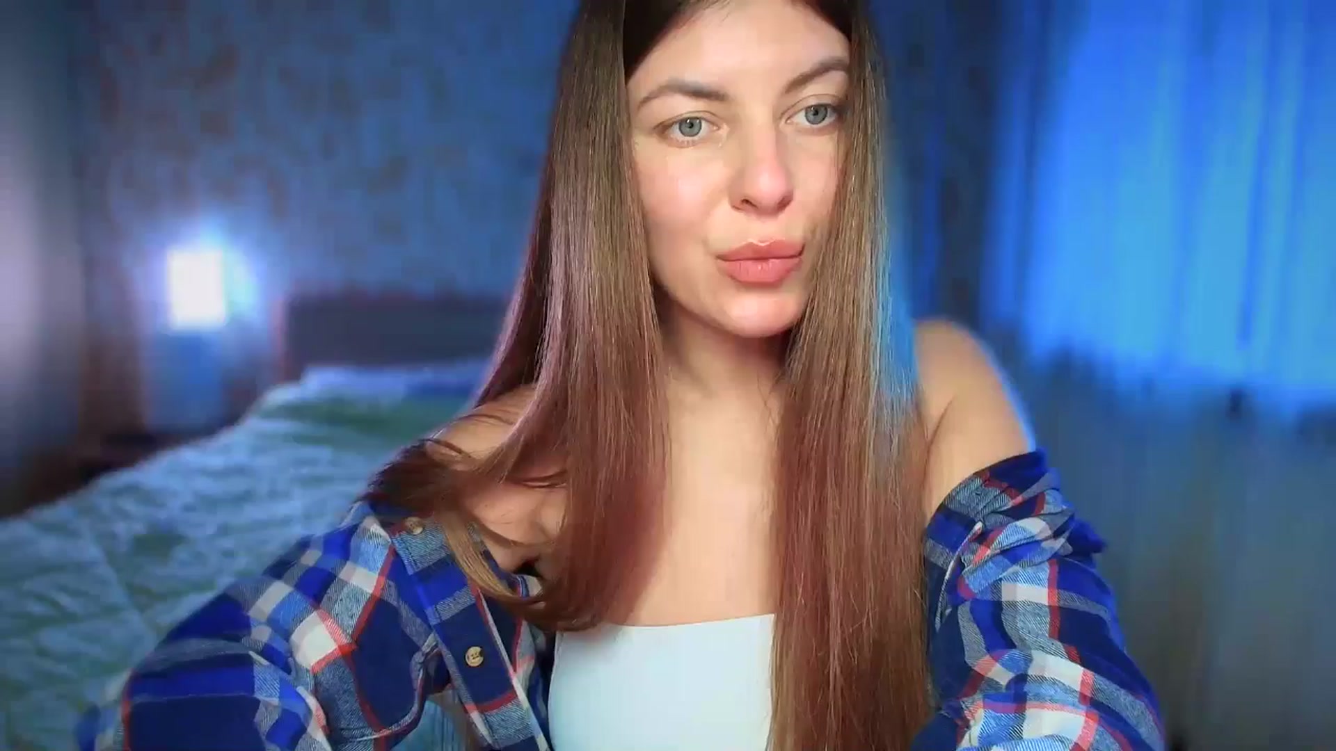 Gallery image thumbnail from BloodyMaria's myfreecams stream on, 01/06/2025, 13:34 image 1 of 20