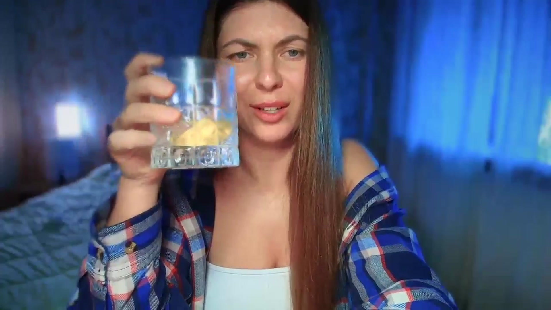 Gallery image thumbnail from BloodyMaria's myfreecams stream on, 01/06/2025, 14:30 image 16 of 20
