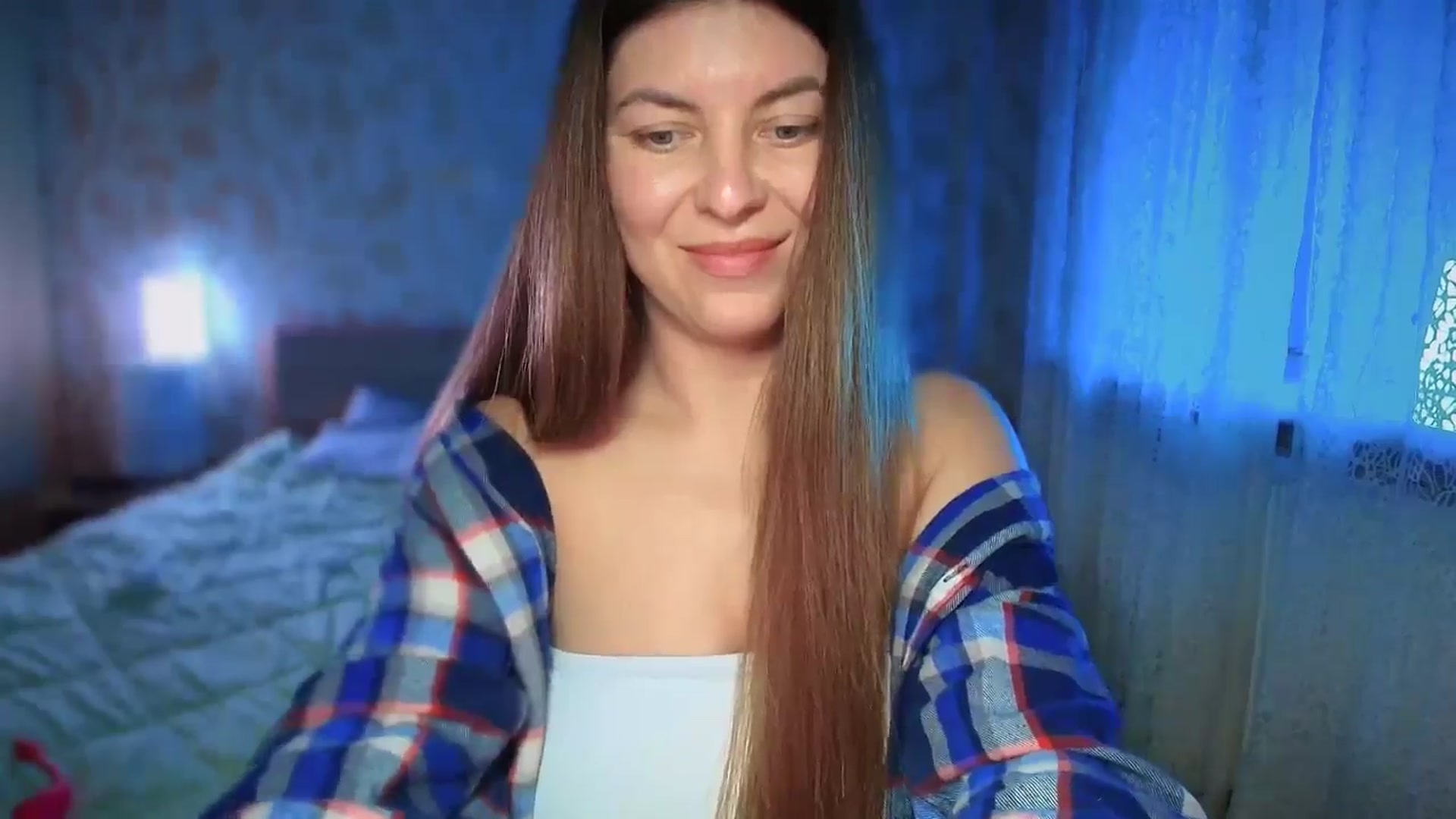 Gallery image thumbnail from BloodyMaria's myfreecams stream on, 01/06/2025, 14:30 image 3 of 20