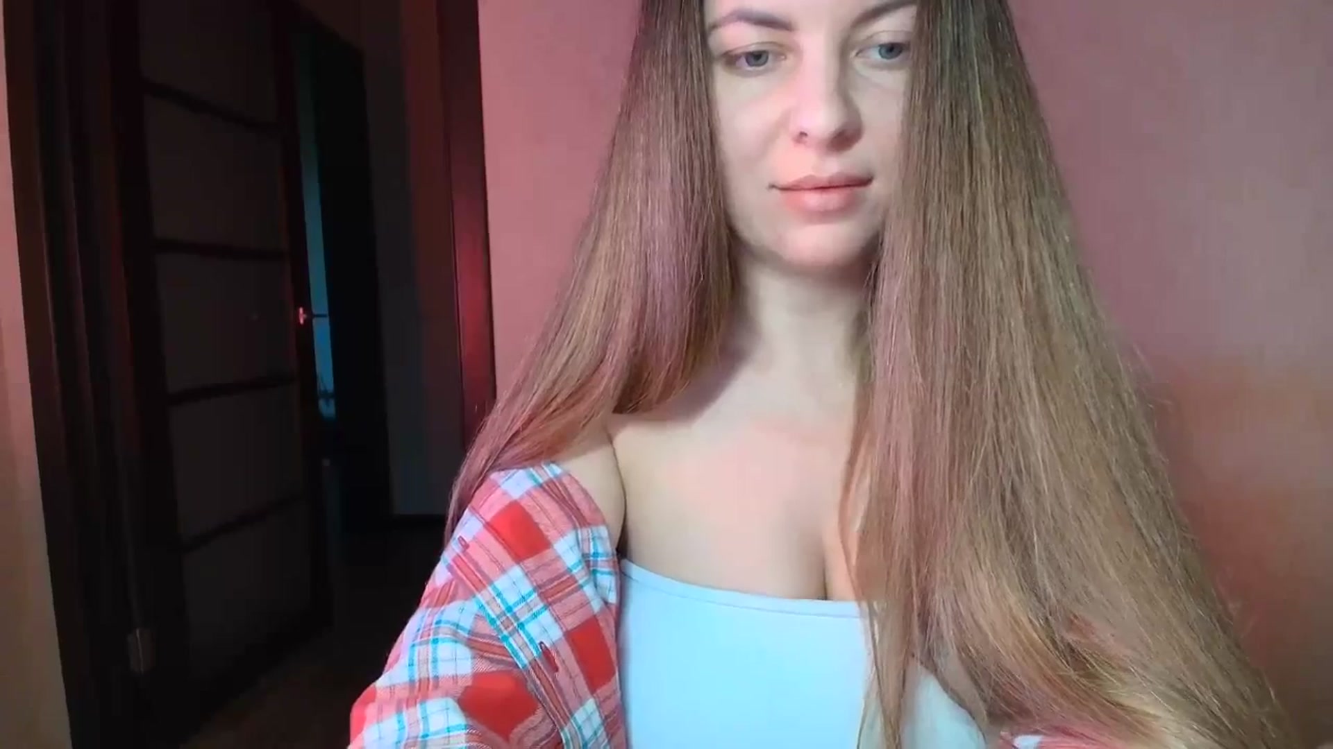 Gallery image thumbnail from BloodyMaria's myfreecams stream on, 01/13/2025, 09:08 image 18 of 20