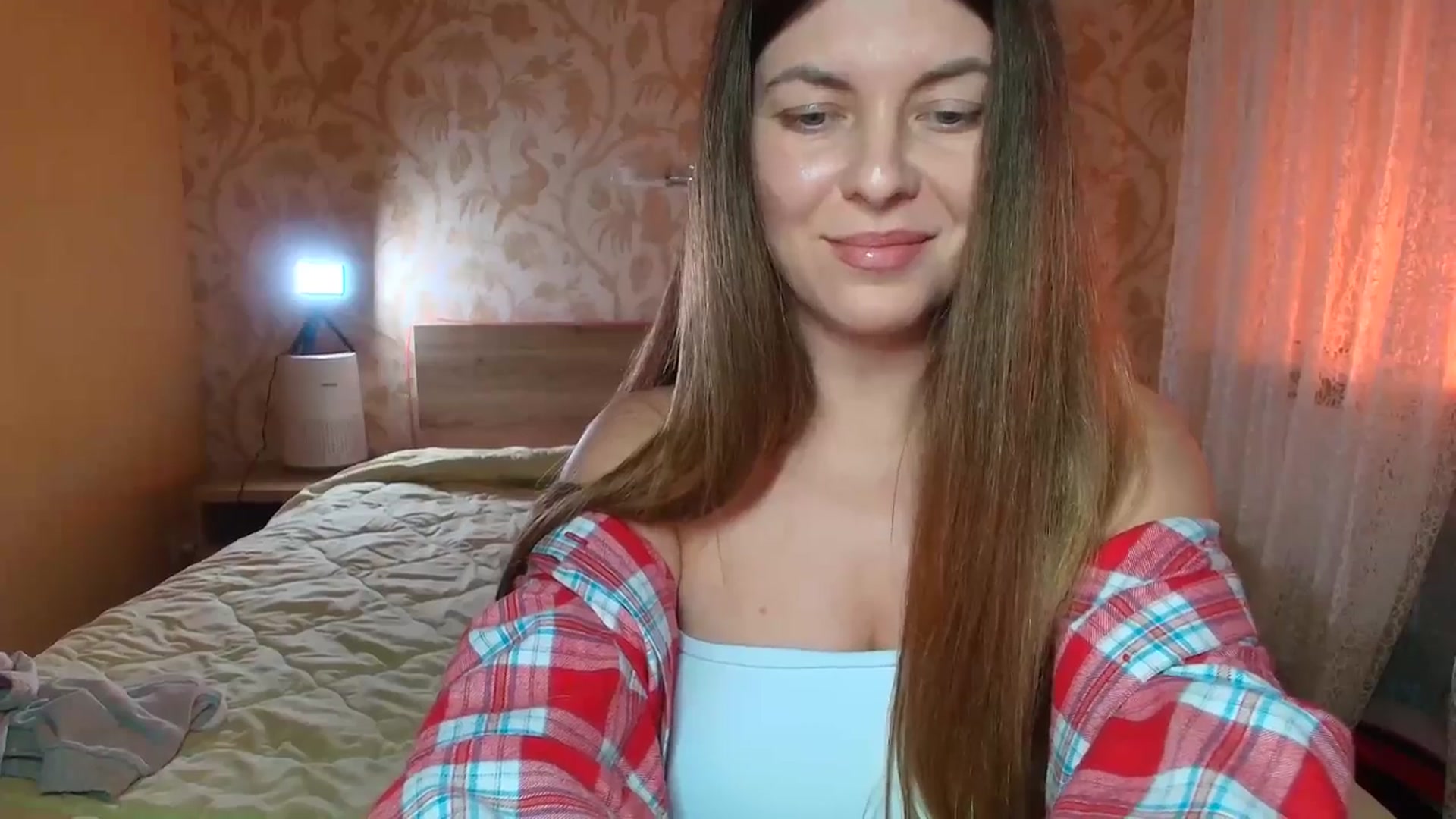Gallery image thumbnail from BloodyMaria's myfreecams stream on, 01/24/2025, 16:25 image 18 of 20