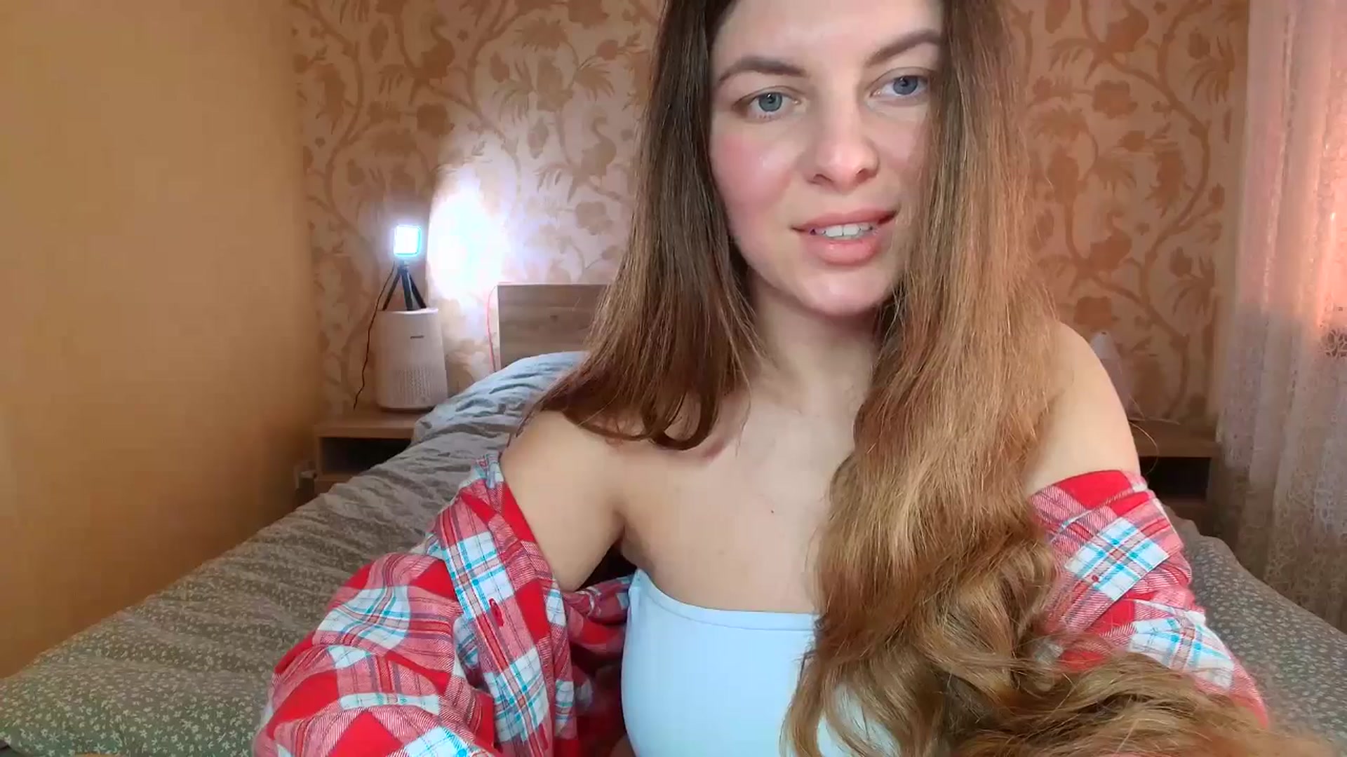 Gallery image thumbnail from BloodyMaria's myfreecams stream on, 02/10/2025, 09:24 image 17 of 20