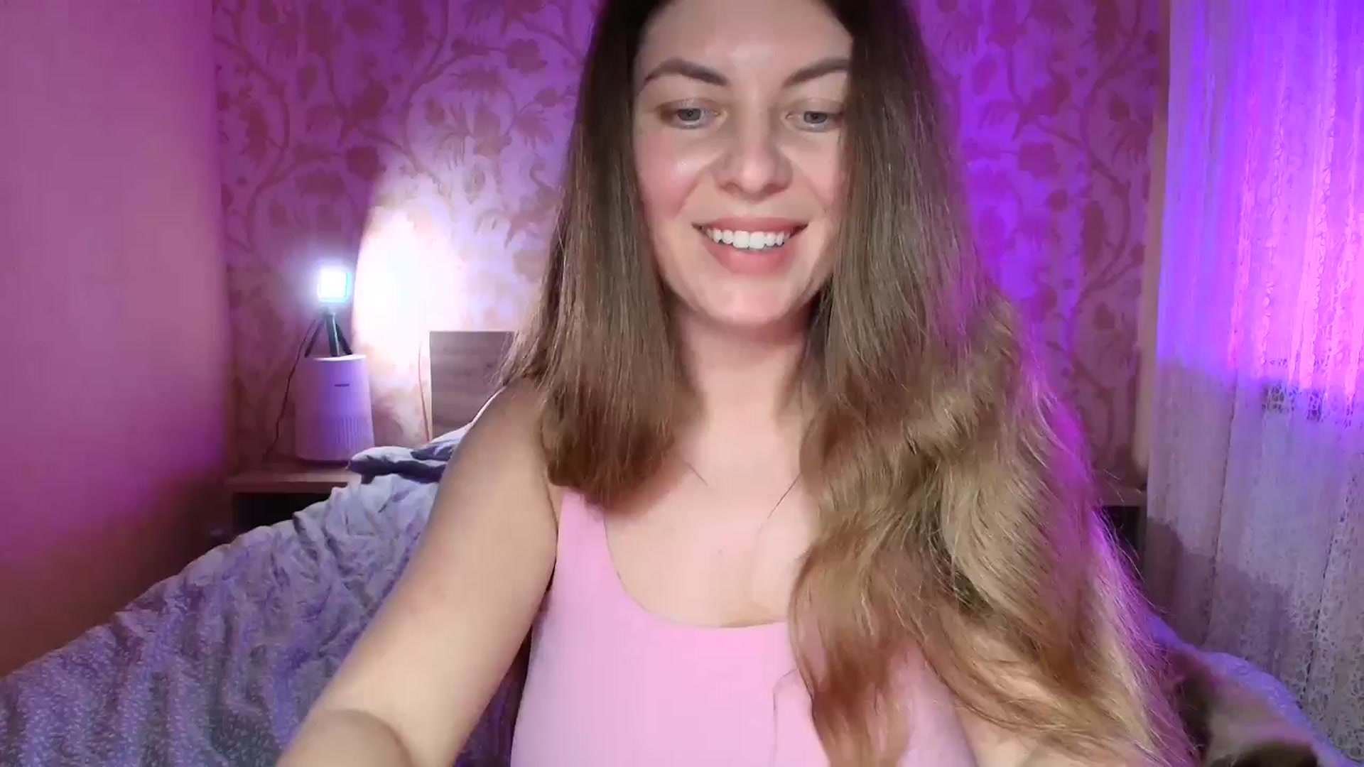 Gallery image thumbnail from BloodyMaria's myfreecams stream on, 02/11/2025, 17:19 image 1 of 20