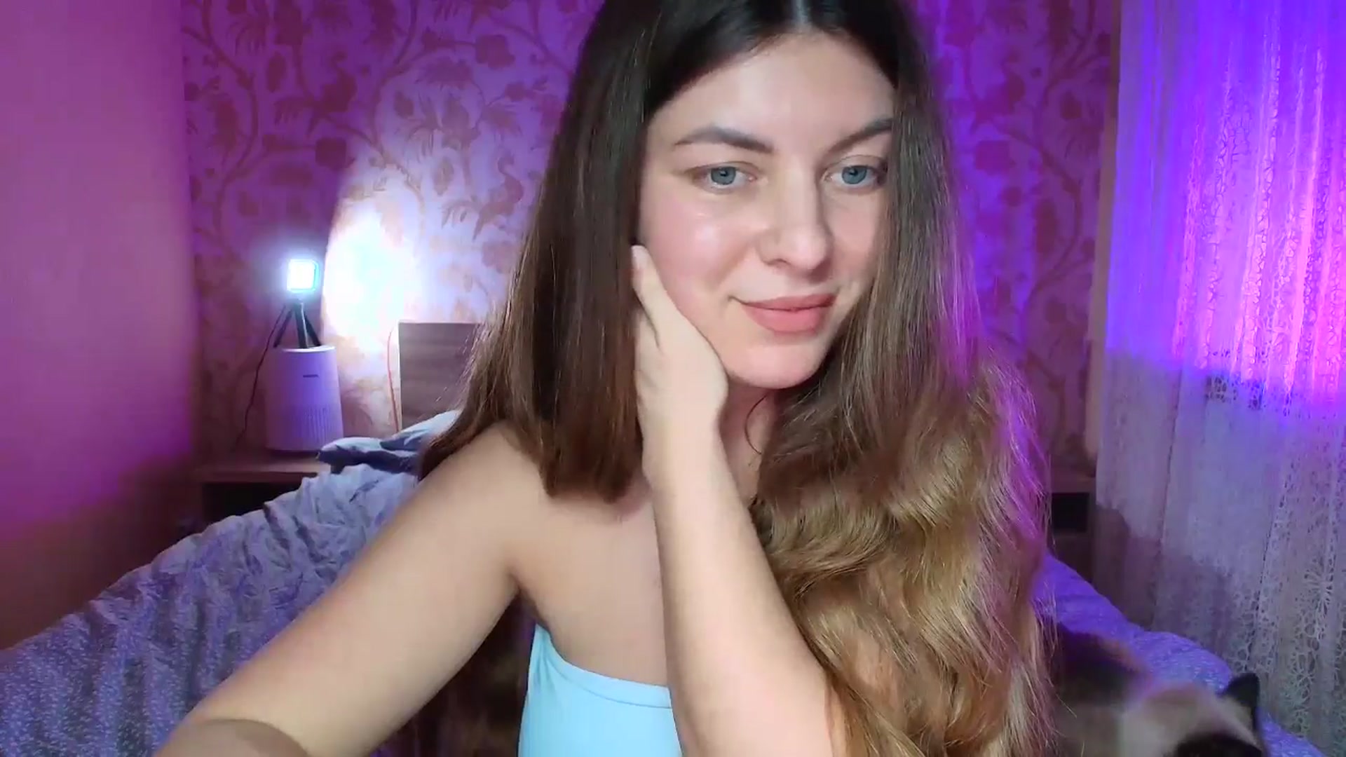 Gallery image thumbnail from BloodyMaria's myfreecams stream on, 02/11/2025, 17:19 image 8 of 20