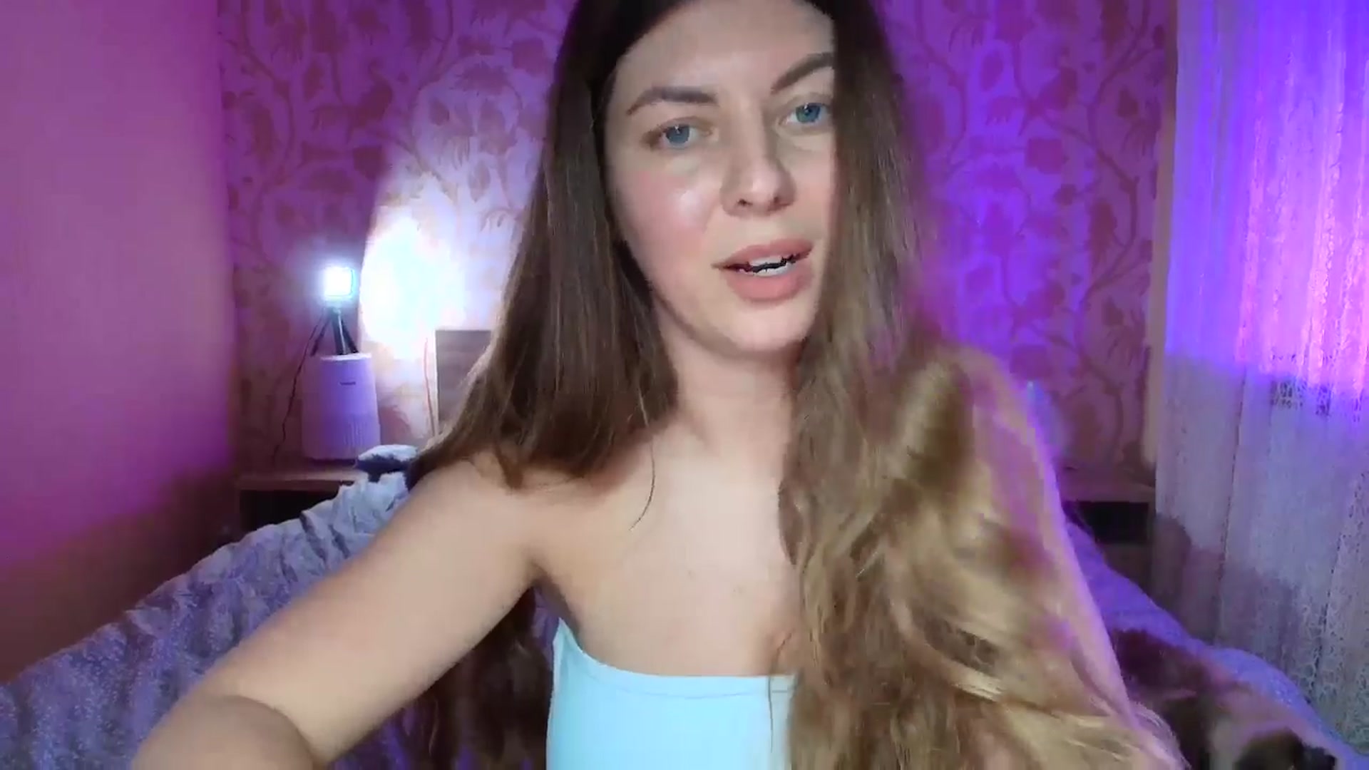 Gallery image thumbnail from BloodyMaria's myfreecams stream on, 02/11/2025, 17:19 image 3 of 20