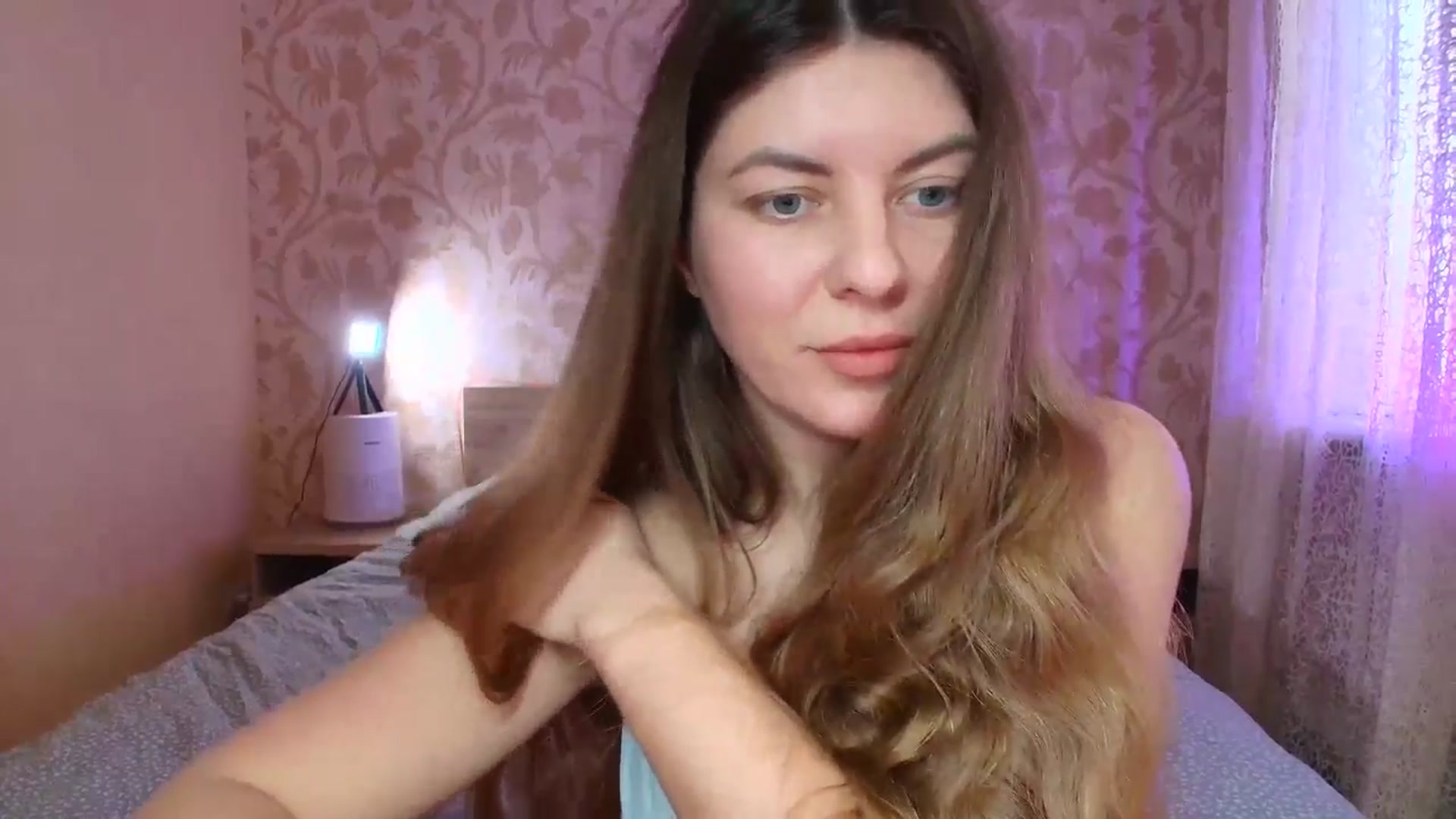 Gallery image thumbnail from BloodyMaria's myfreecams stream on, 02/16/2025, 08:50 image 14 of 20