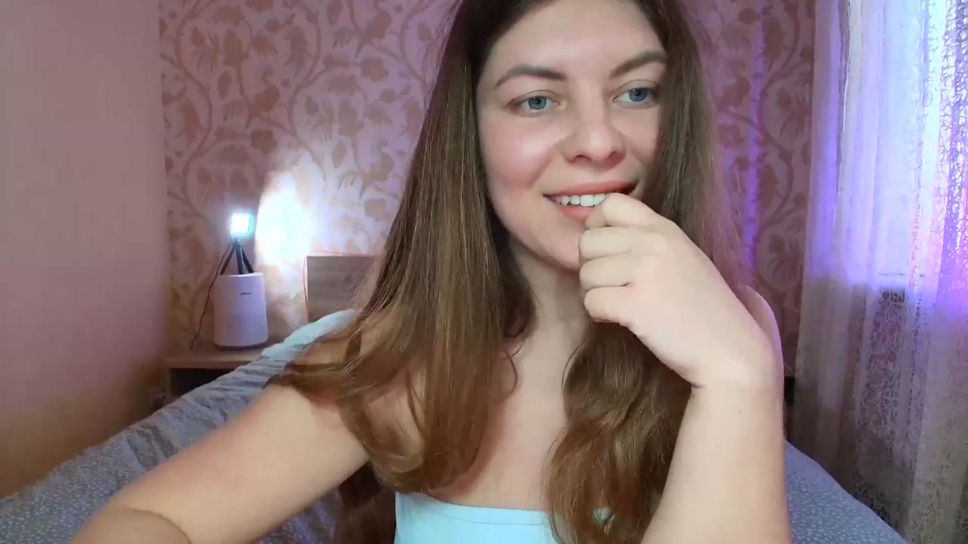 Gallery image thumbnail from BloodyMaria's myfreecams stream on, 02/16/2025, 08:50 image 15 of 20