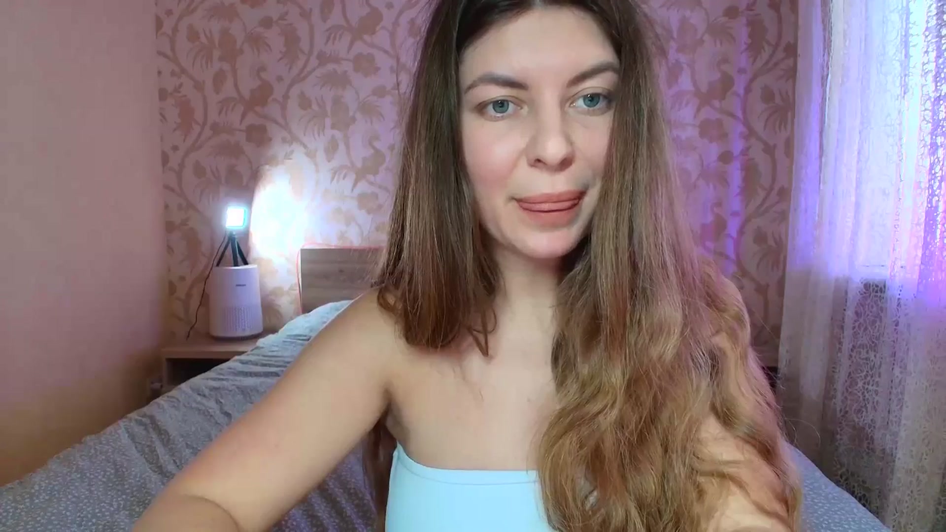 Gallery image thumbnail from BloodyMaria's myfreecams stream on, 02/16/2025, 08:50 image 12 of 20