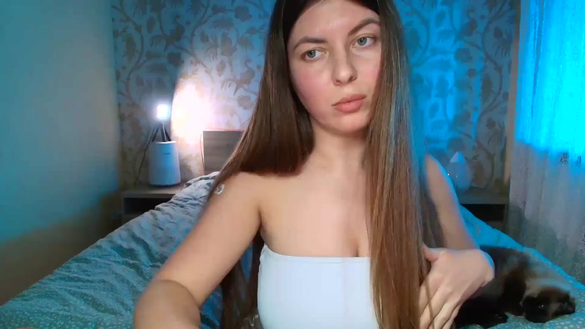 Gallery image thumbnail from BloodyMaria's myfreecams stream on, 02/18/2025, 17:03 image 11 of 20