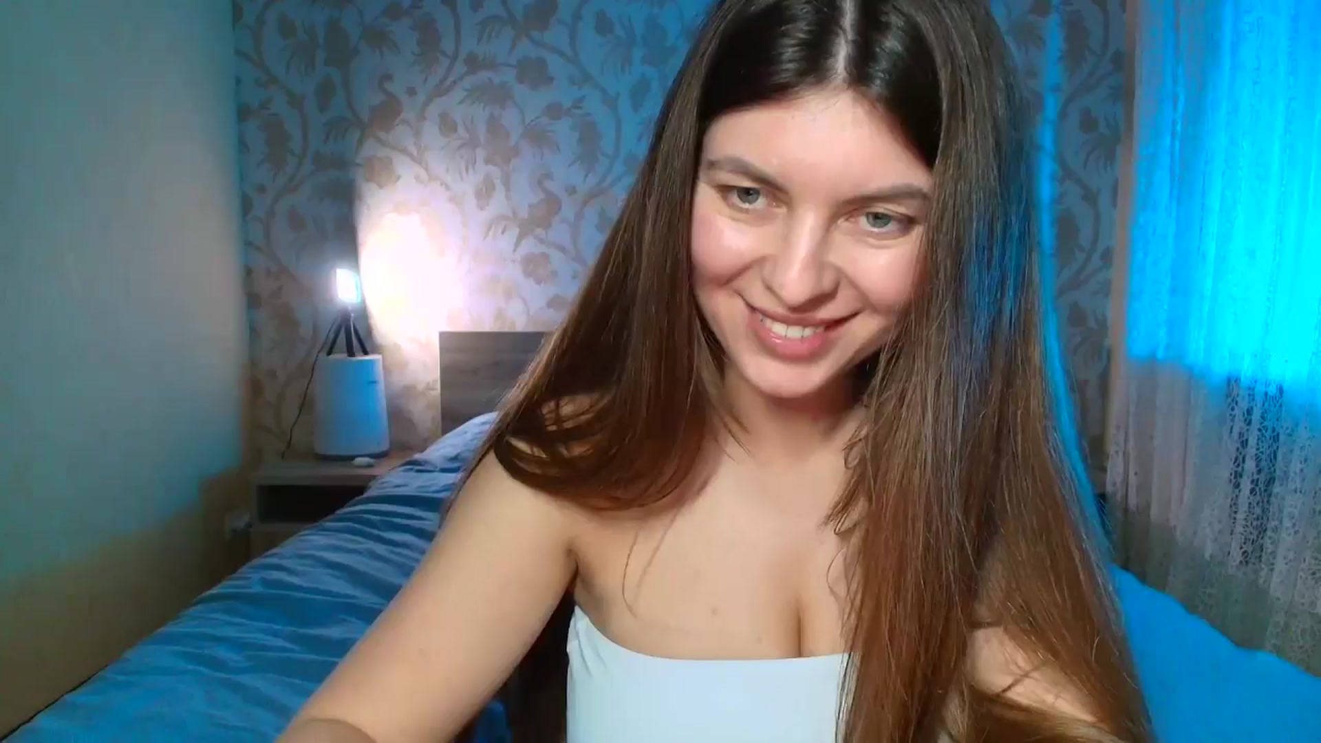 Gallery image thumbnail from BloodyMaria's myfreecams stream on, 03/09/2025, 17:08 image 16 of 20