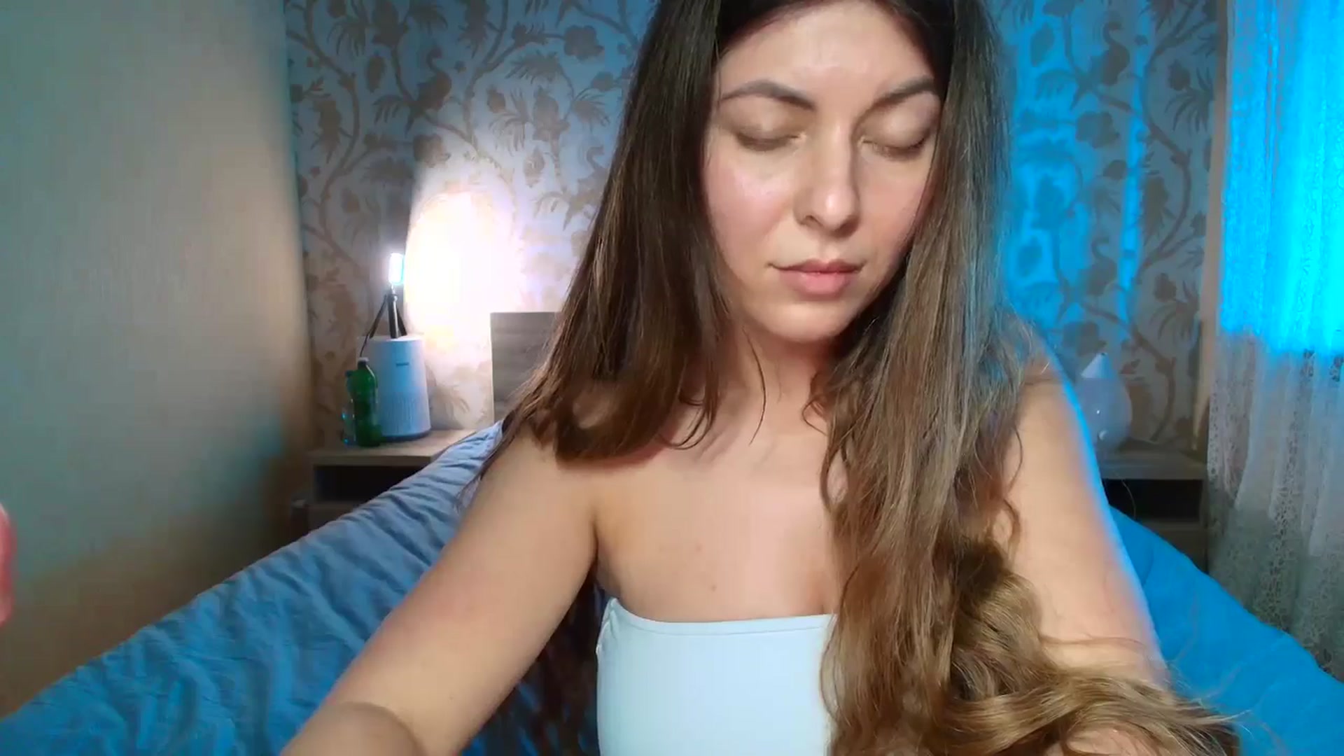 Gallery image thumbnail from BloodyMaria's myfreecams stream on, 03/11/2025, 20:21 image 15 of 20
