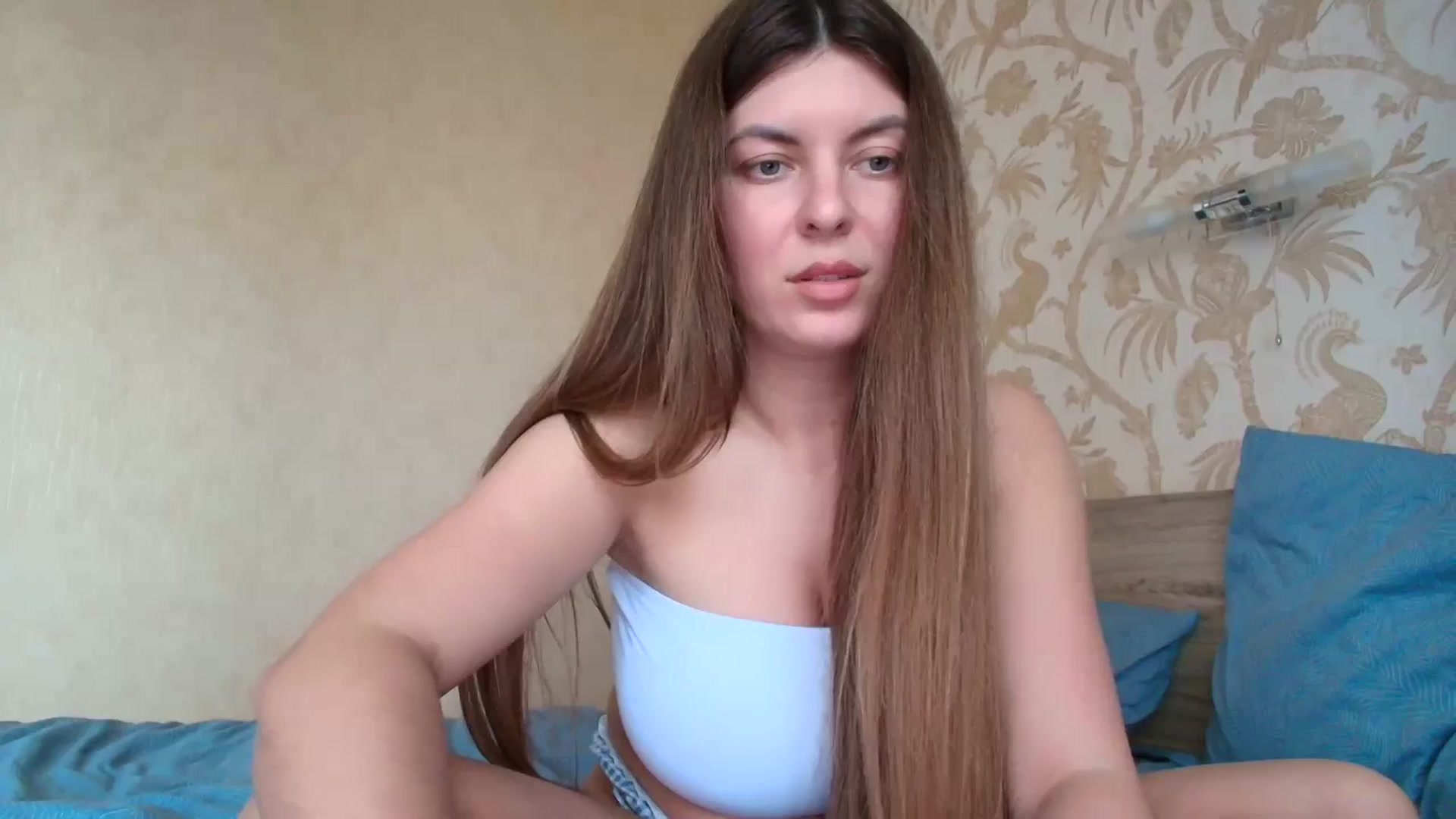 Gallery image thumbnail from BloodyMaria's myfreecams stream on, 03/13/2025, 13:27 image 6 of 20
