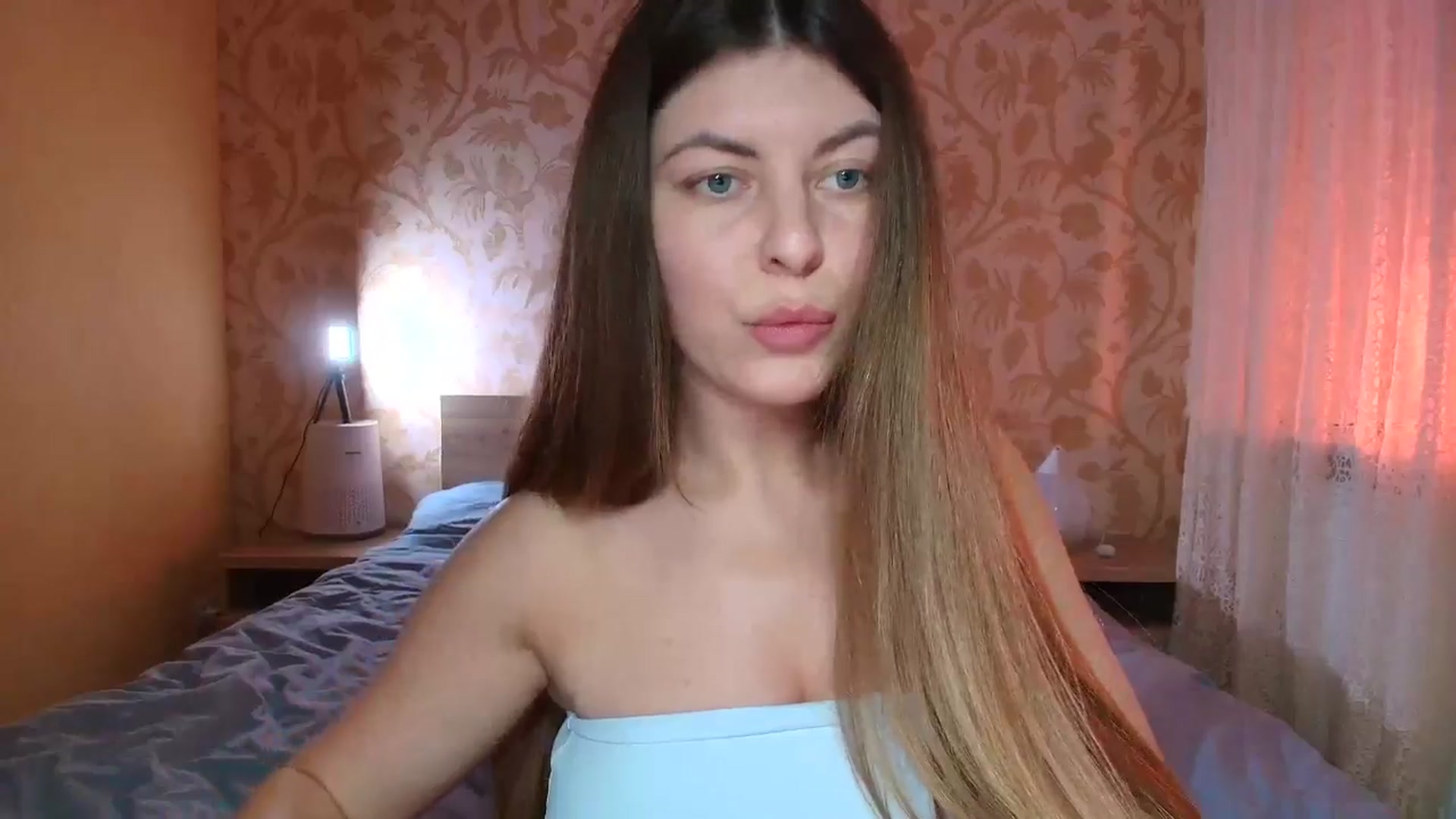 Gallery image thumbnail from BloodyMaria's myfreecams stream on, 03/17/2025, 12:55 image 4 of 20