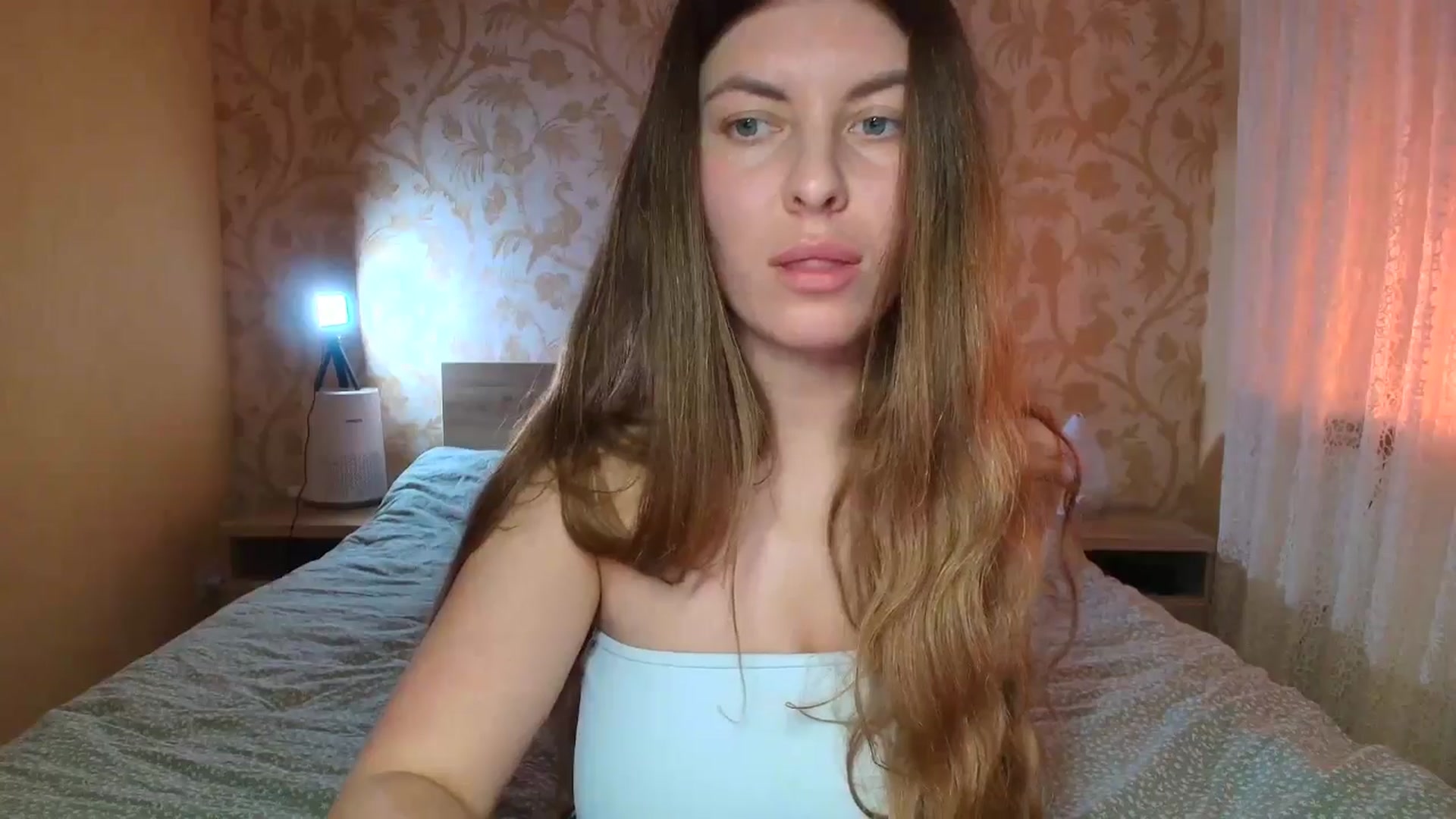Gallery image thumbnail from BloodyMaria's myfreecams stream on, 03/23/2025, 15:37 image 11 of 20
