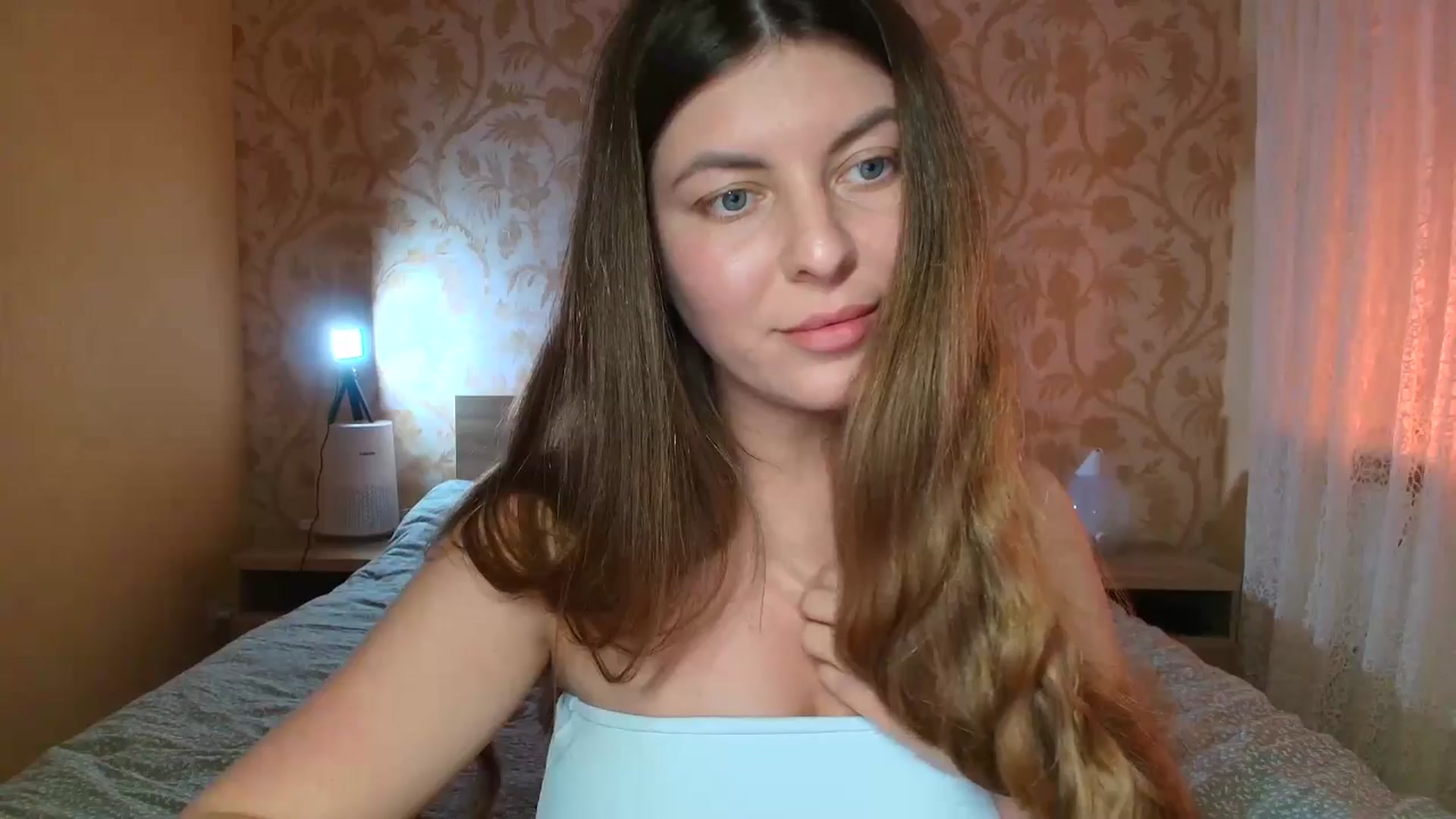 Gallery image thumbnail from BloodyMaria's myfreecams stream on, 03/23/2025, 15:37 image 3 of 20