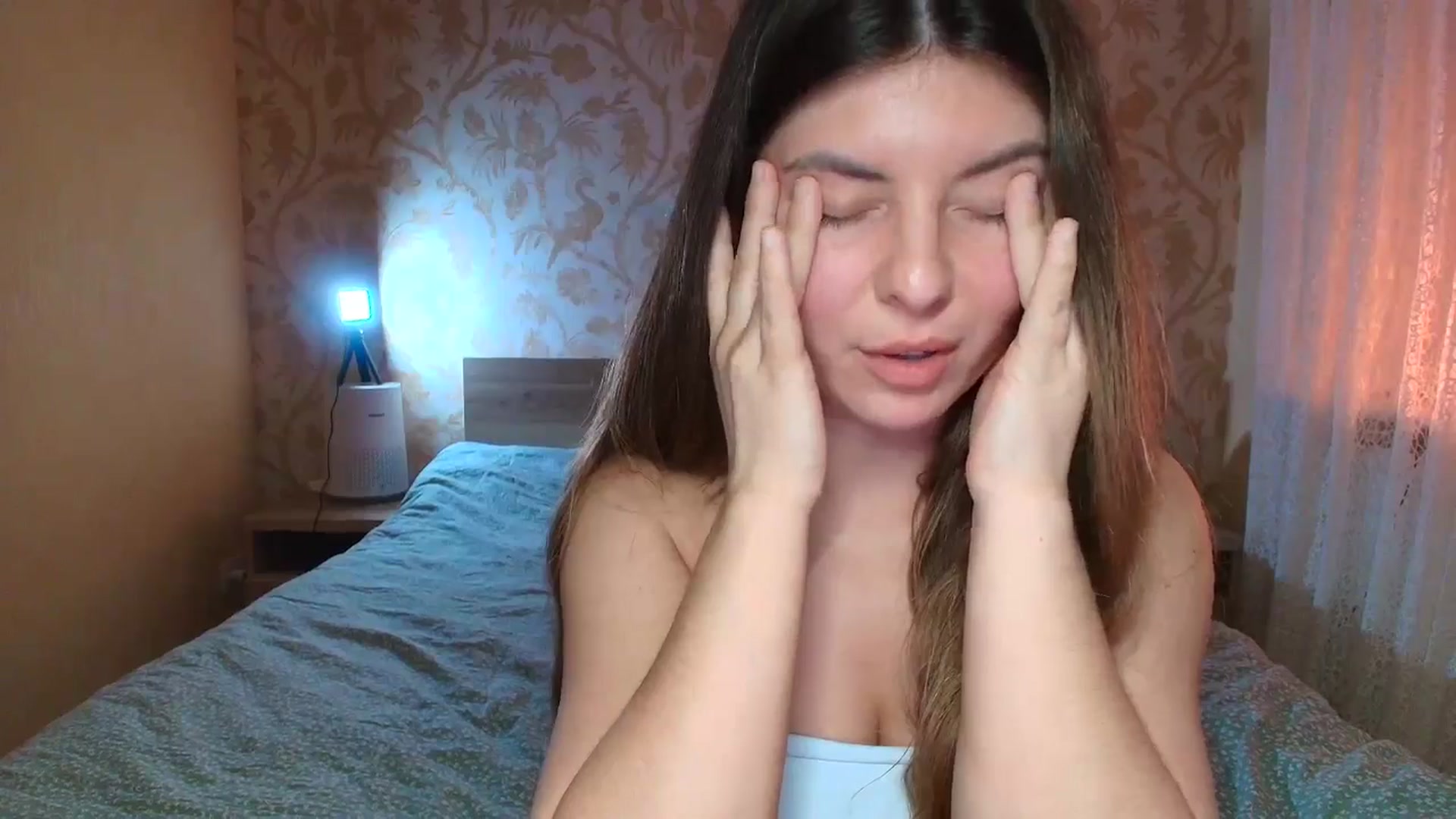 Gallery image thumbnail from BloodyMaria's myfreecams stream on, 03/23/2025, 17:22 image 17 of 20