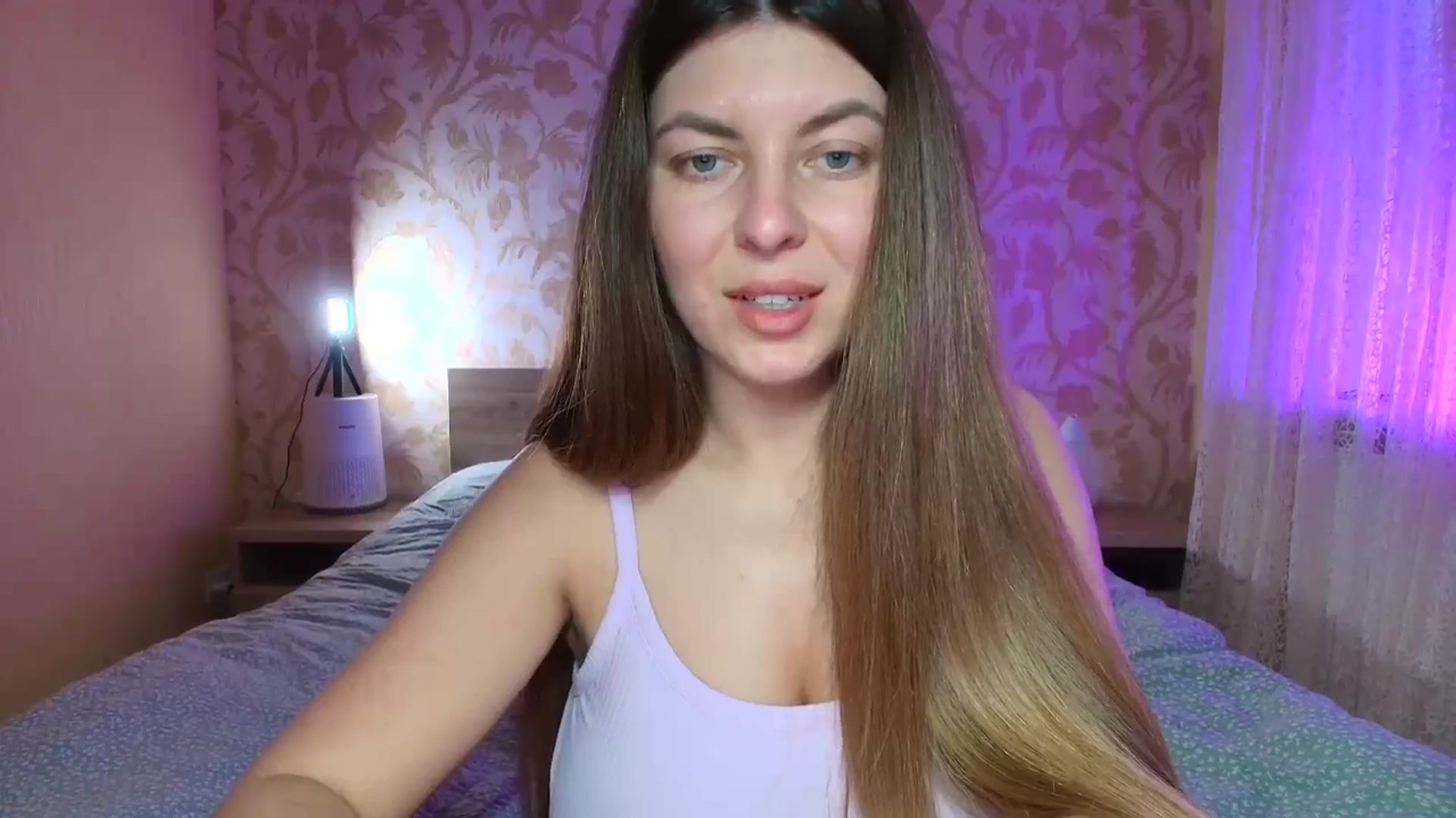 Gallery image thumbnail from BloodyMaria's myfreecams stream on, 03/28/2025, 14:13 image 2 of 20