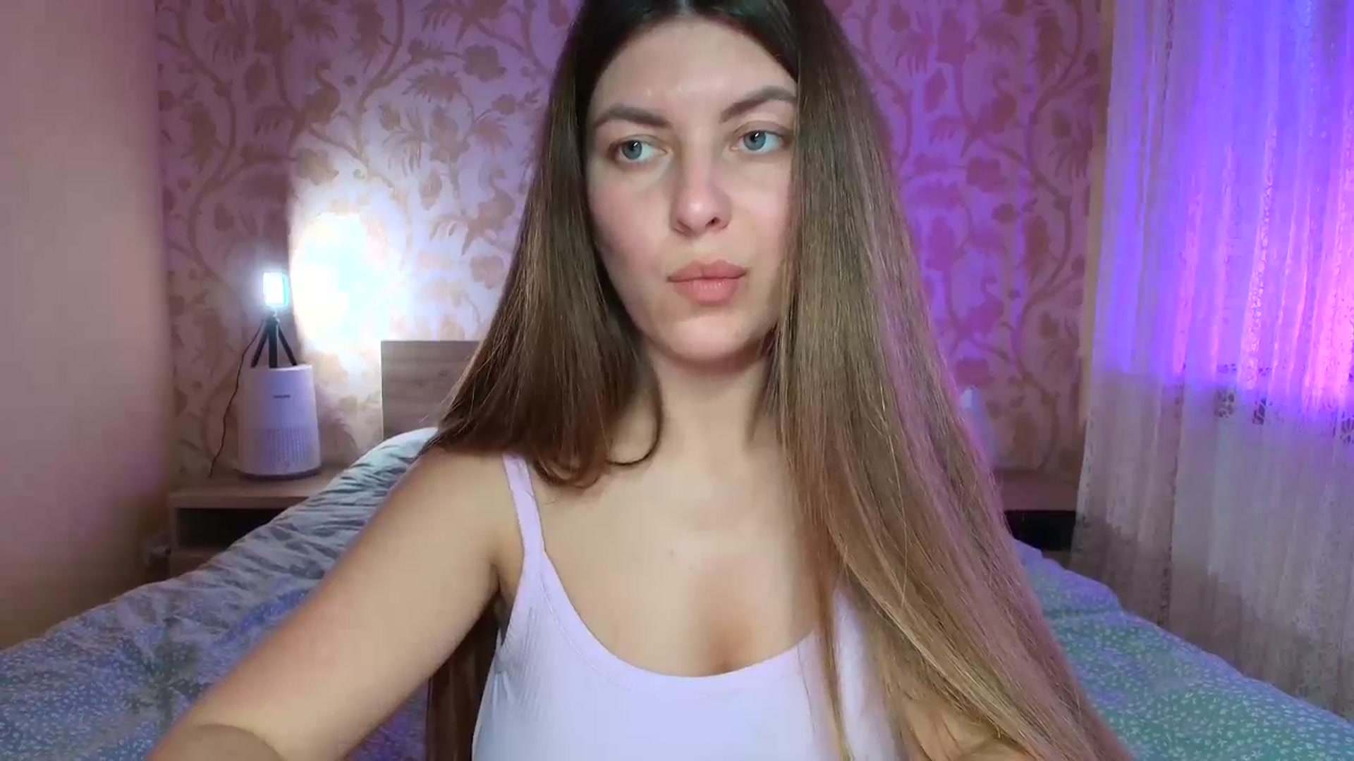 Gallery image thumbnail from BloodyMaria's myfreecams stream on, 03/28/2025, 14:25 image 4 of 20